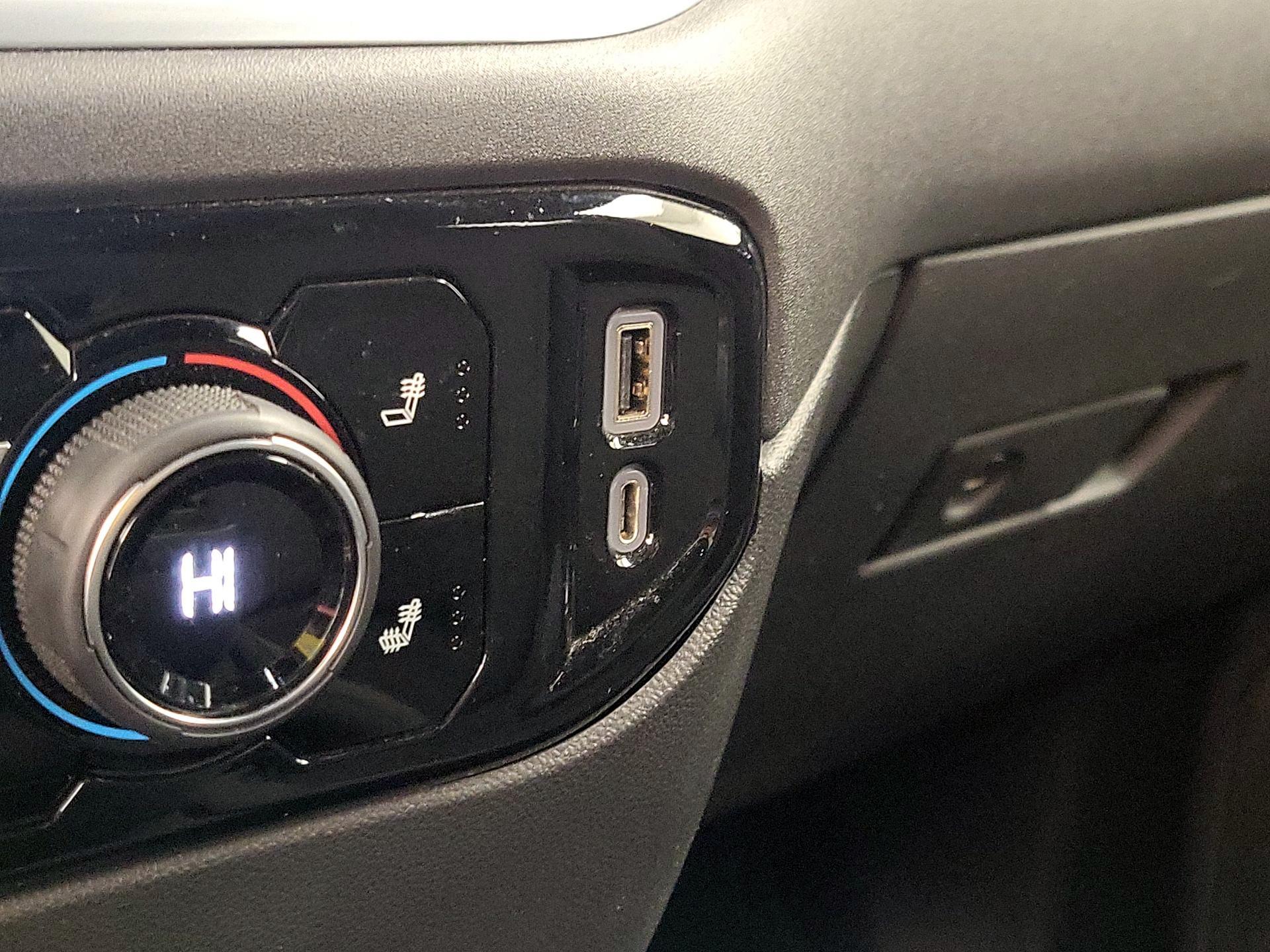 Thumbnail: 2022 Chevrolet Silverado 1500 - 18