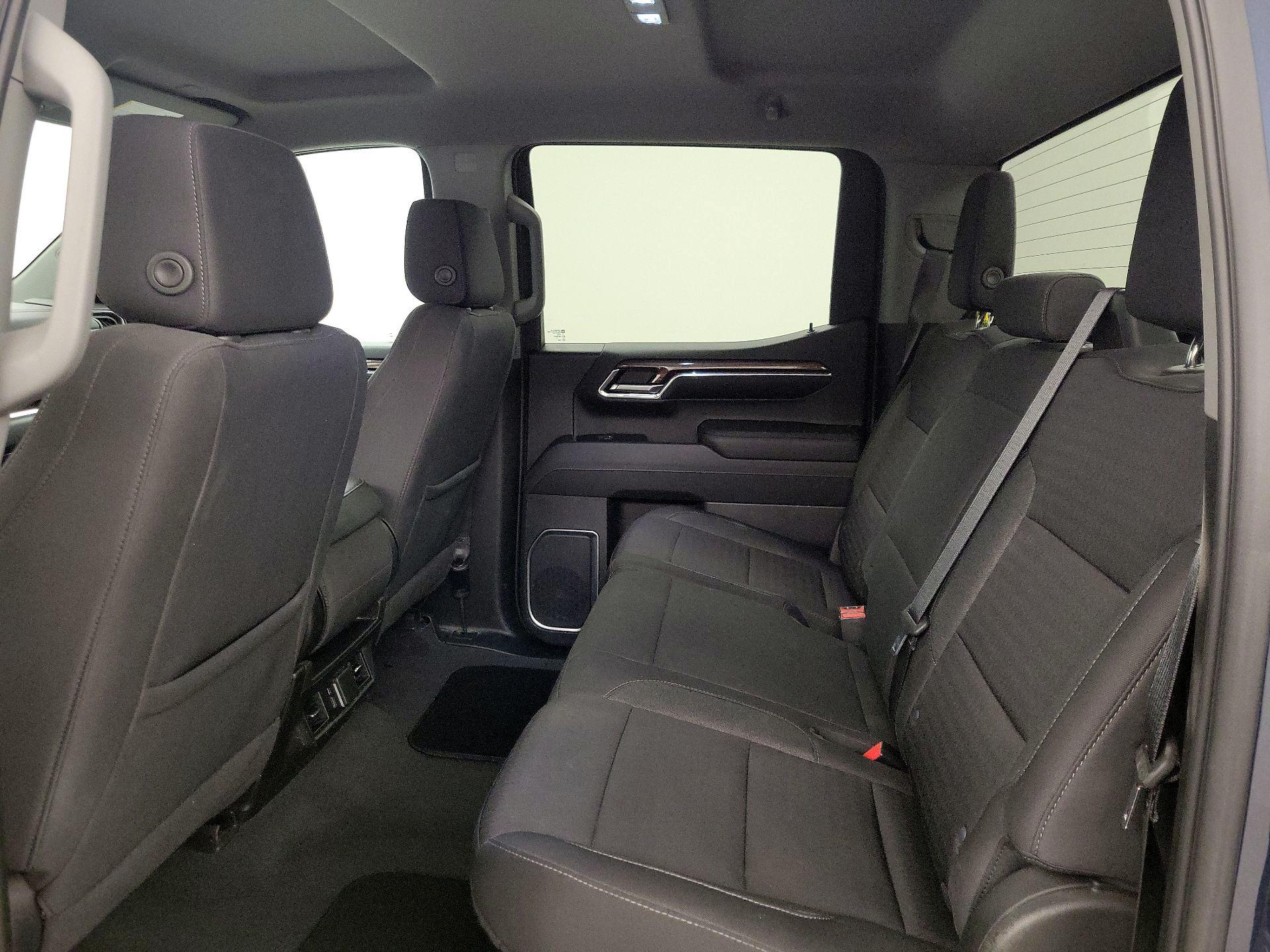 Thumbnail: 2022 Chevrolet Silverado 1500 - 19