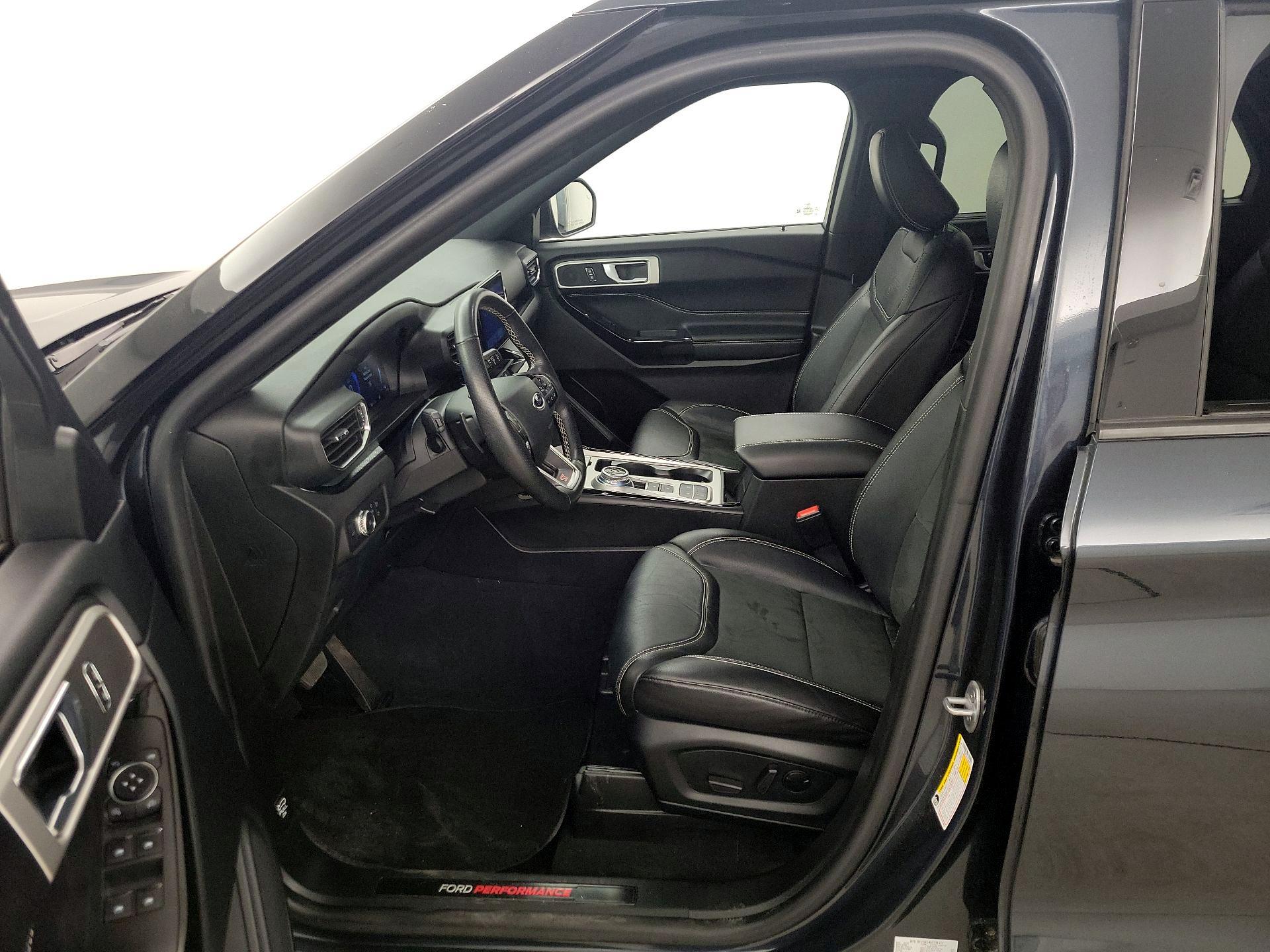 Thumbnail: 2022 Ford Explorer - 11