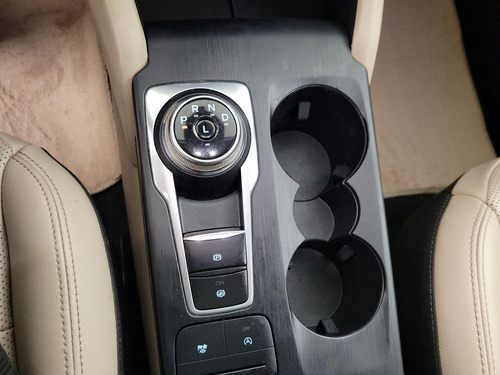 Thumbnail: 2022 Ford Escape - 17