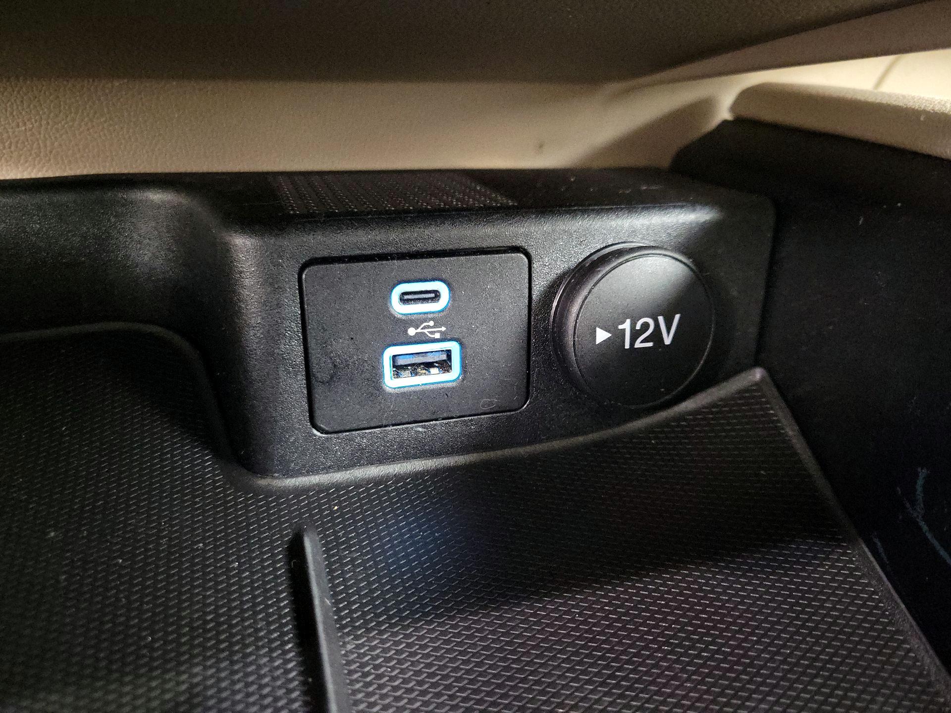 Thumbnail: 2022 Ford Escape - 18