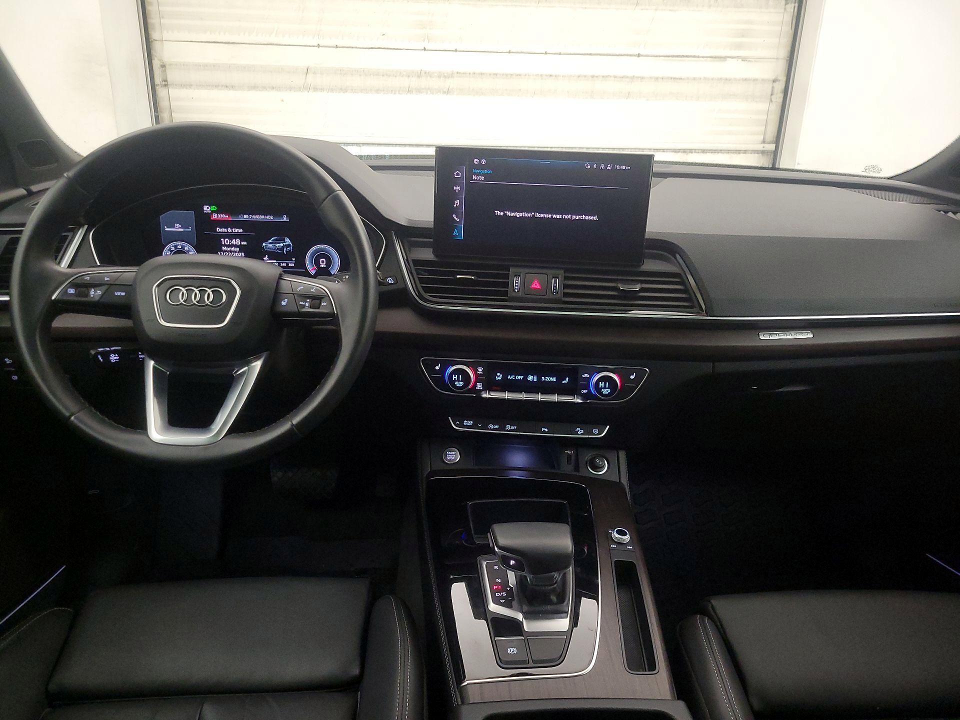 Thumbnail: 2023 Audi Q5 - 9