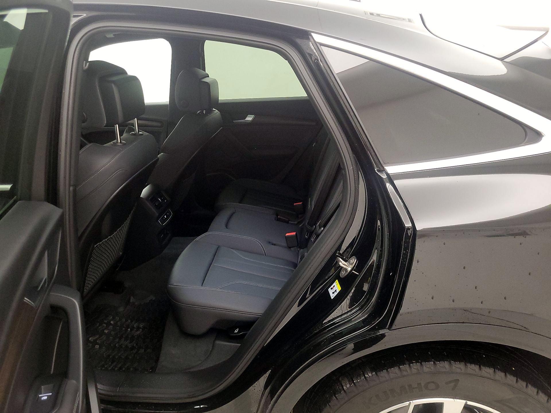 Thumbnail: 2023 Audi Q5 - 20