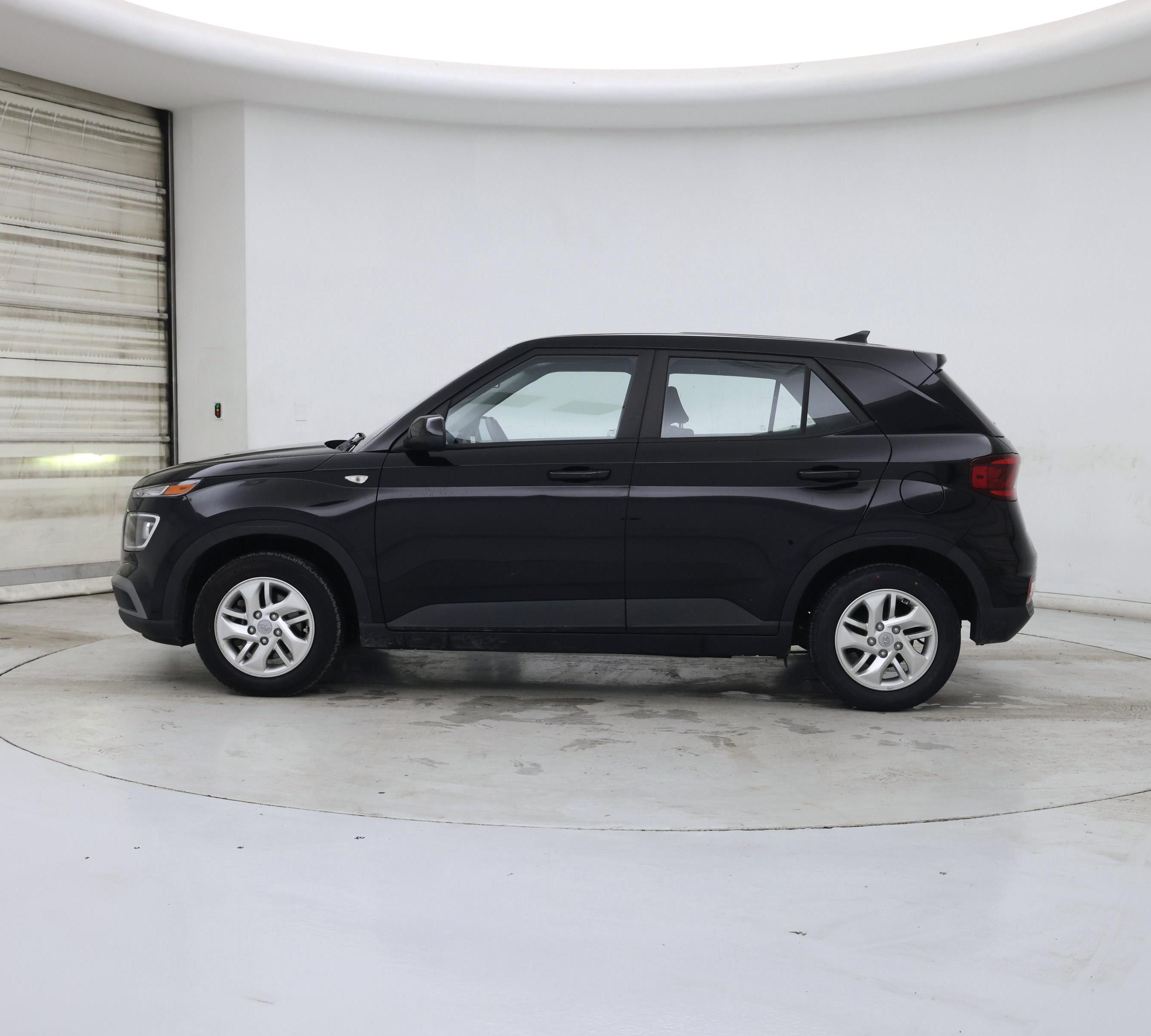 Thumbnail: 2022 Hyundai Venue - 3