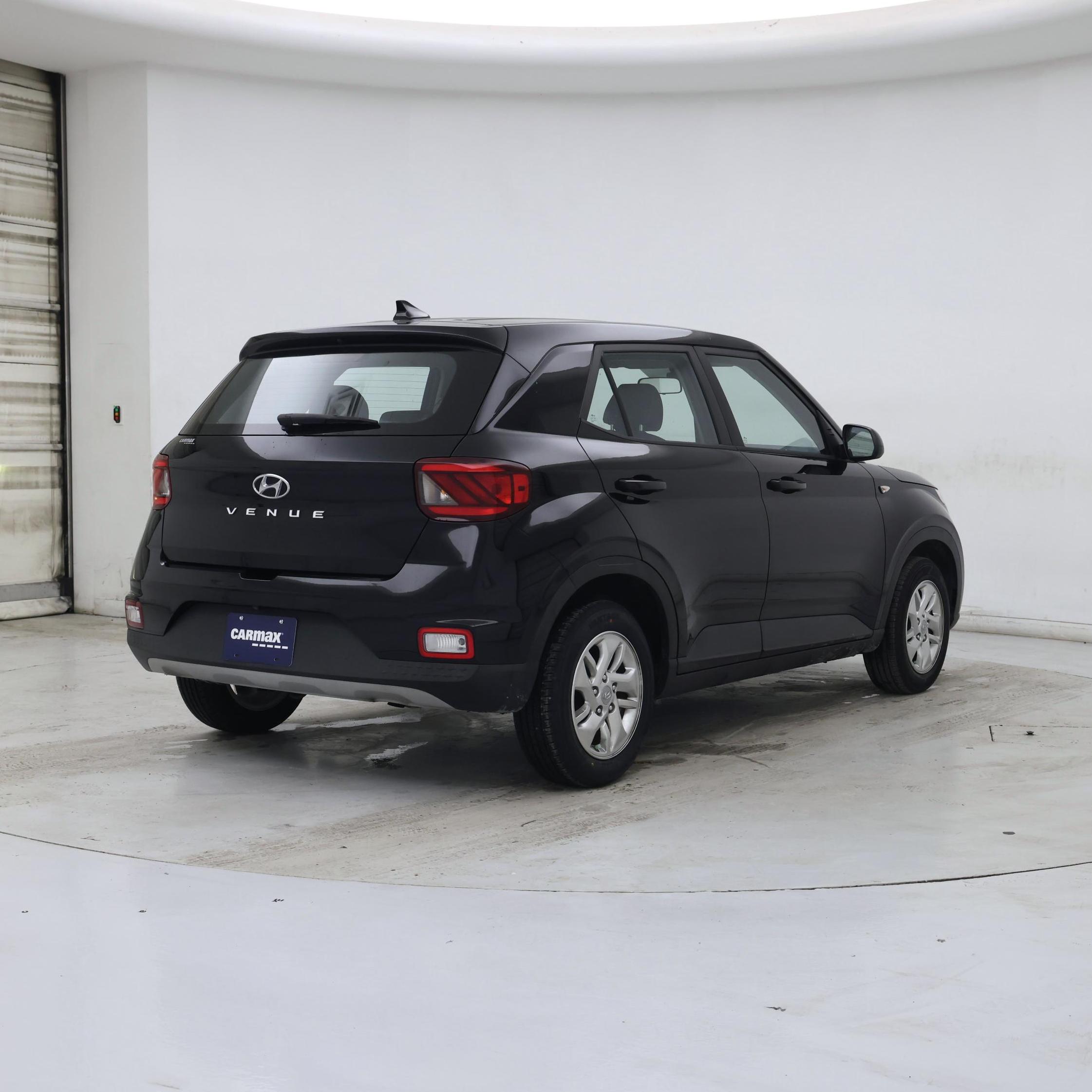Thumbnail: 2022 Hyundai Venue - 8