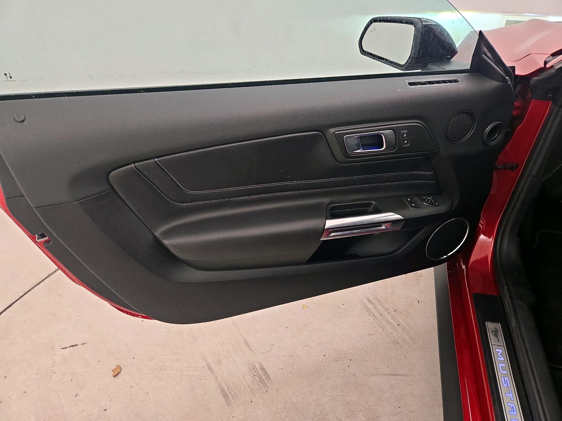 Thumbnail: 2022 Ford Mustang - 12