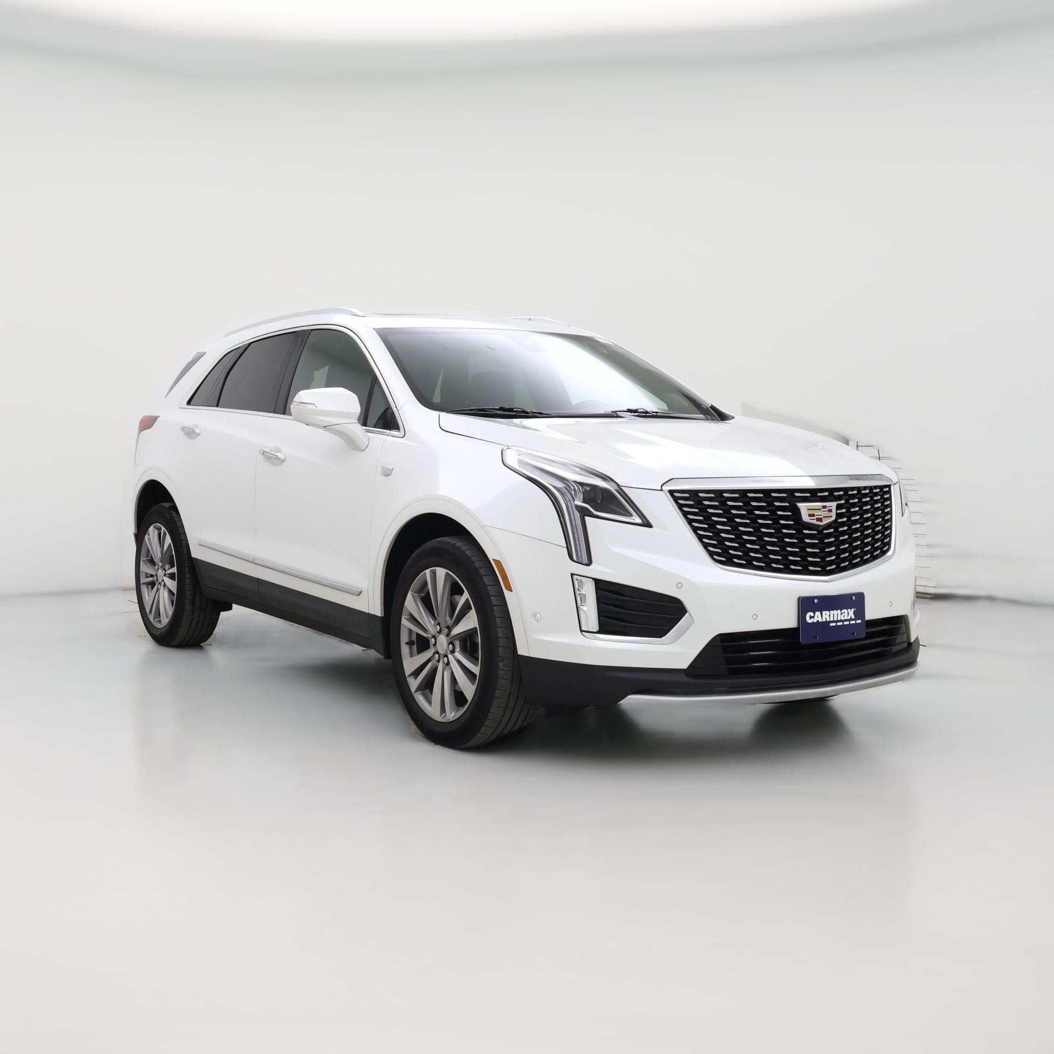 Thumbnail: 2023 Cadillac XT5 - 1