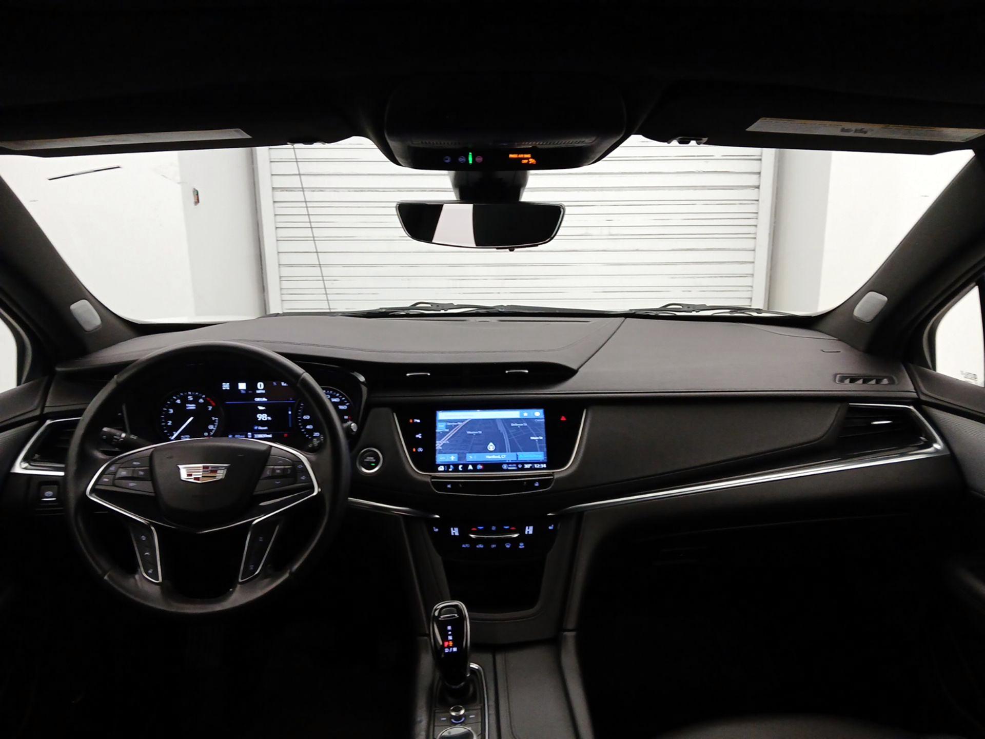 Thumbnail: 2023 Cadillac XT5 - 9