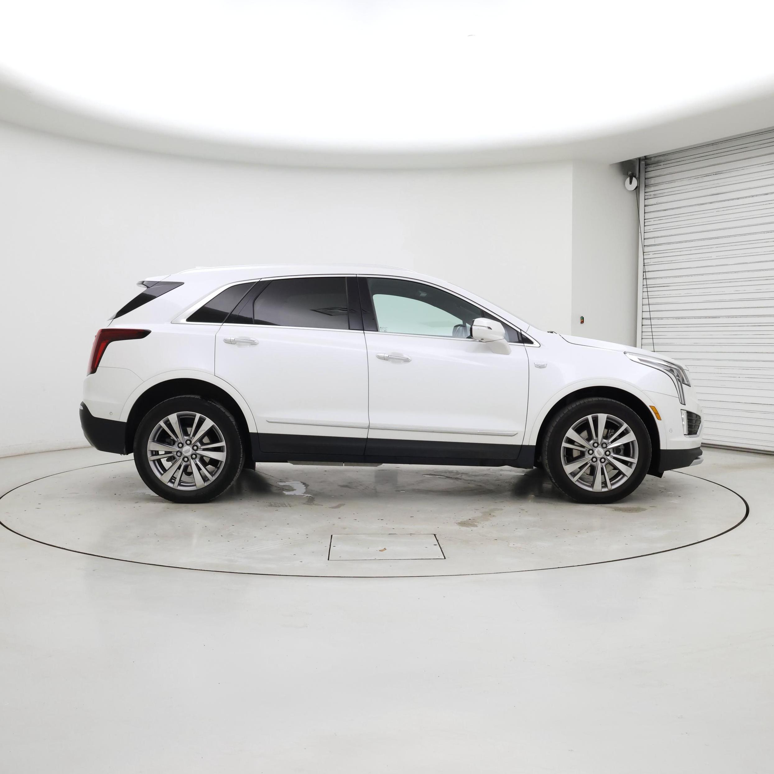 Thumbnail: 2023 Cadillac XT5 - 7