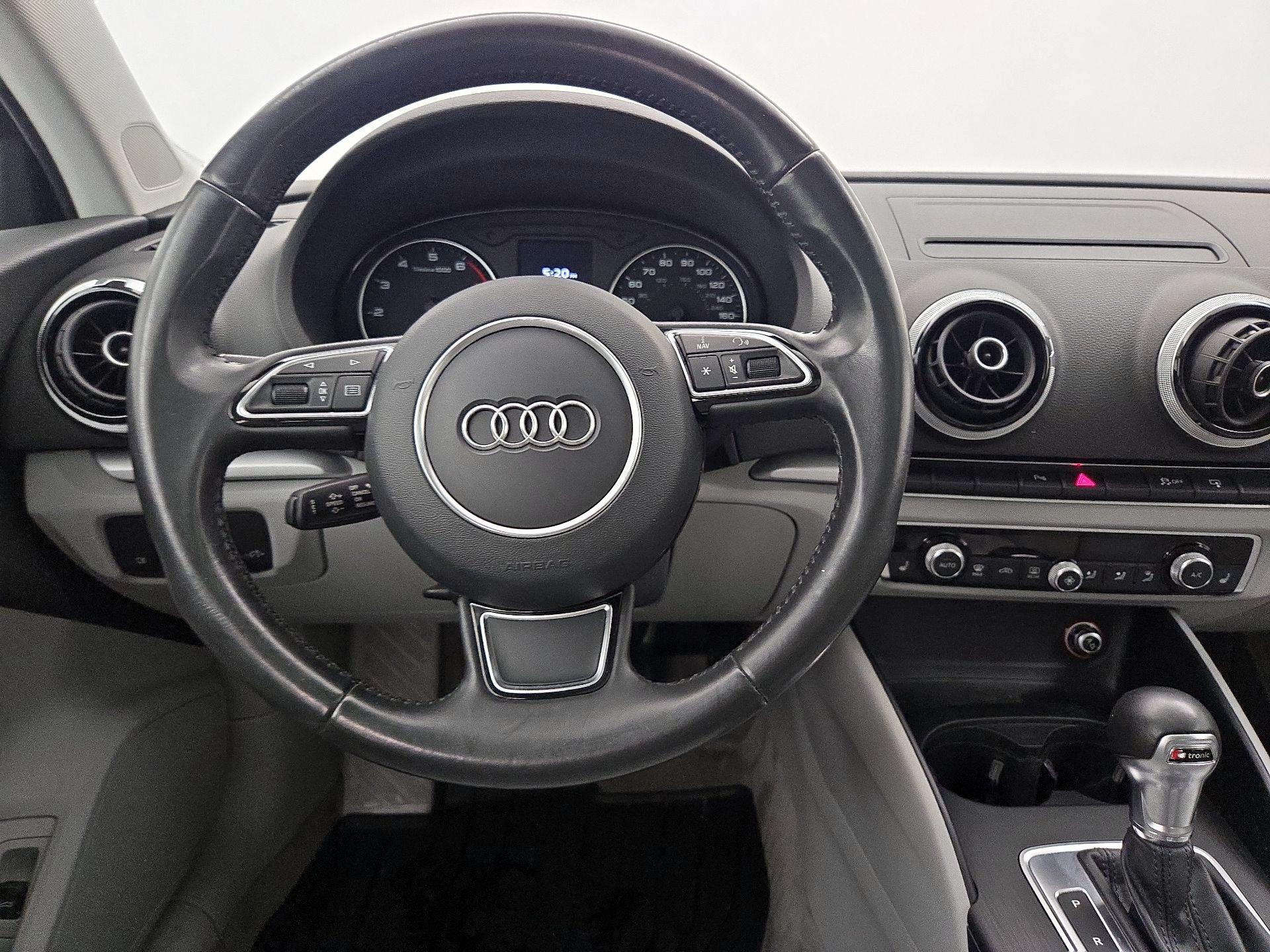 Thumbnail: 2016 Audi A3 - 10