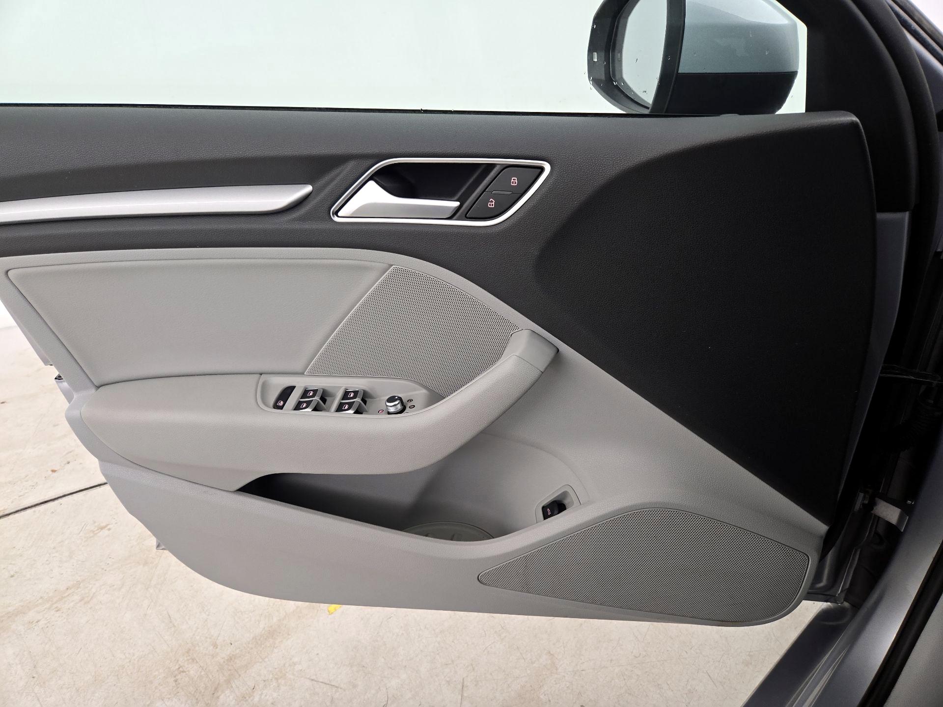 Thumbnail: 2016 Audi A3 - 12