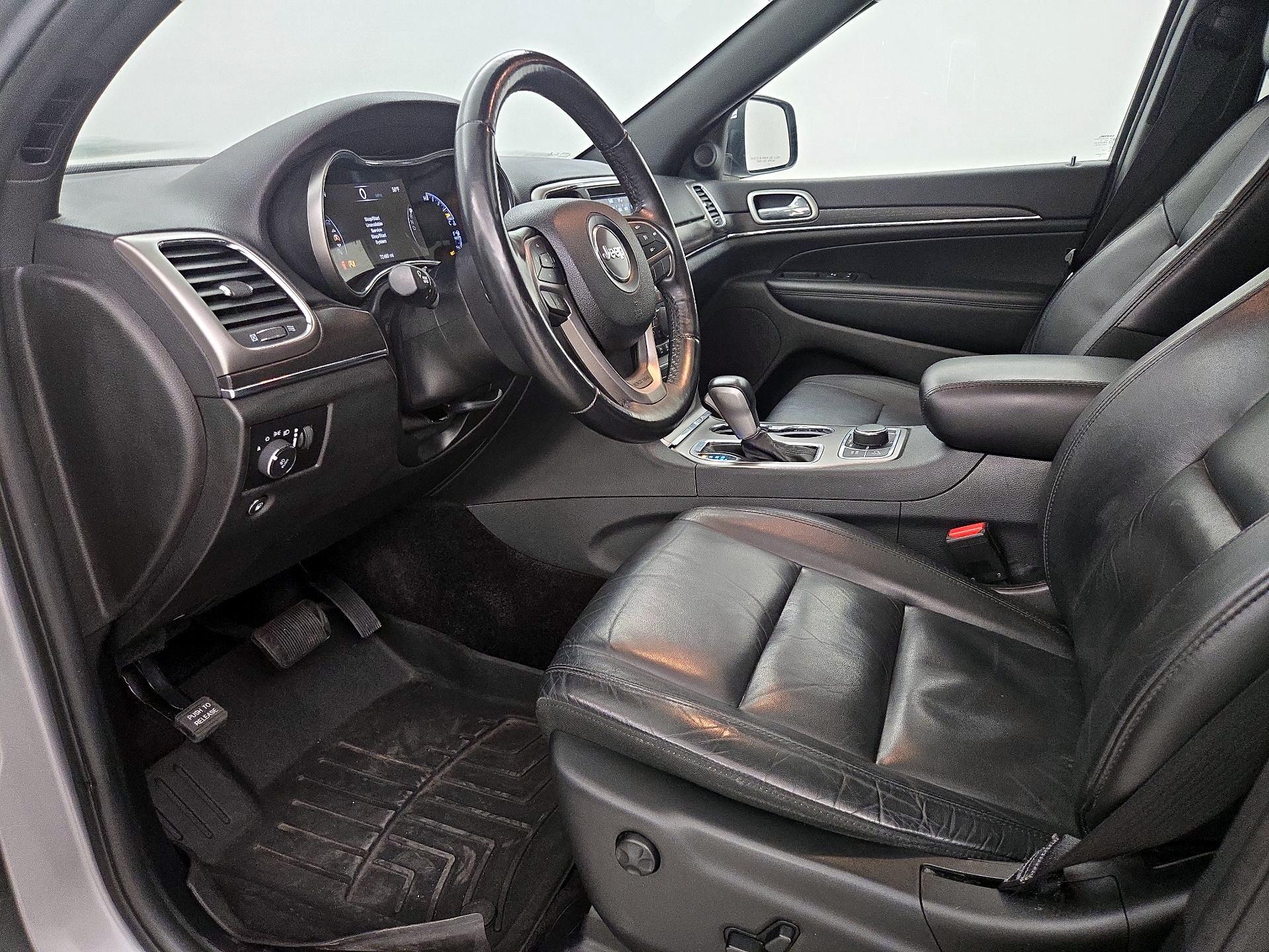 Thumbnail: 2018 Jeep Grand Cherokee - 11