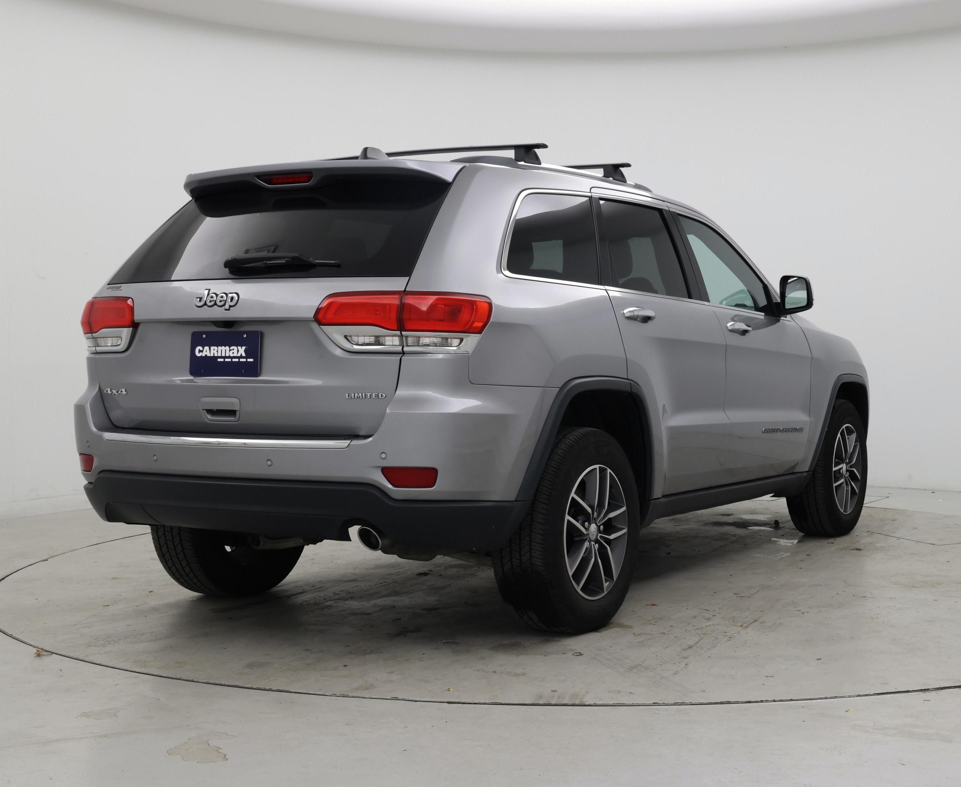 Thumbnail: 2018 Jeep Grand Cherokee - 8