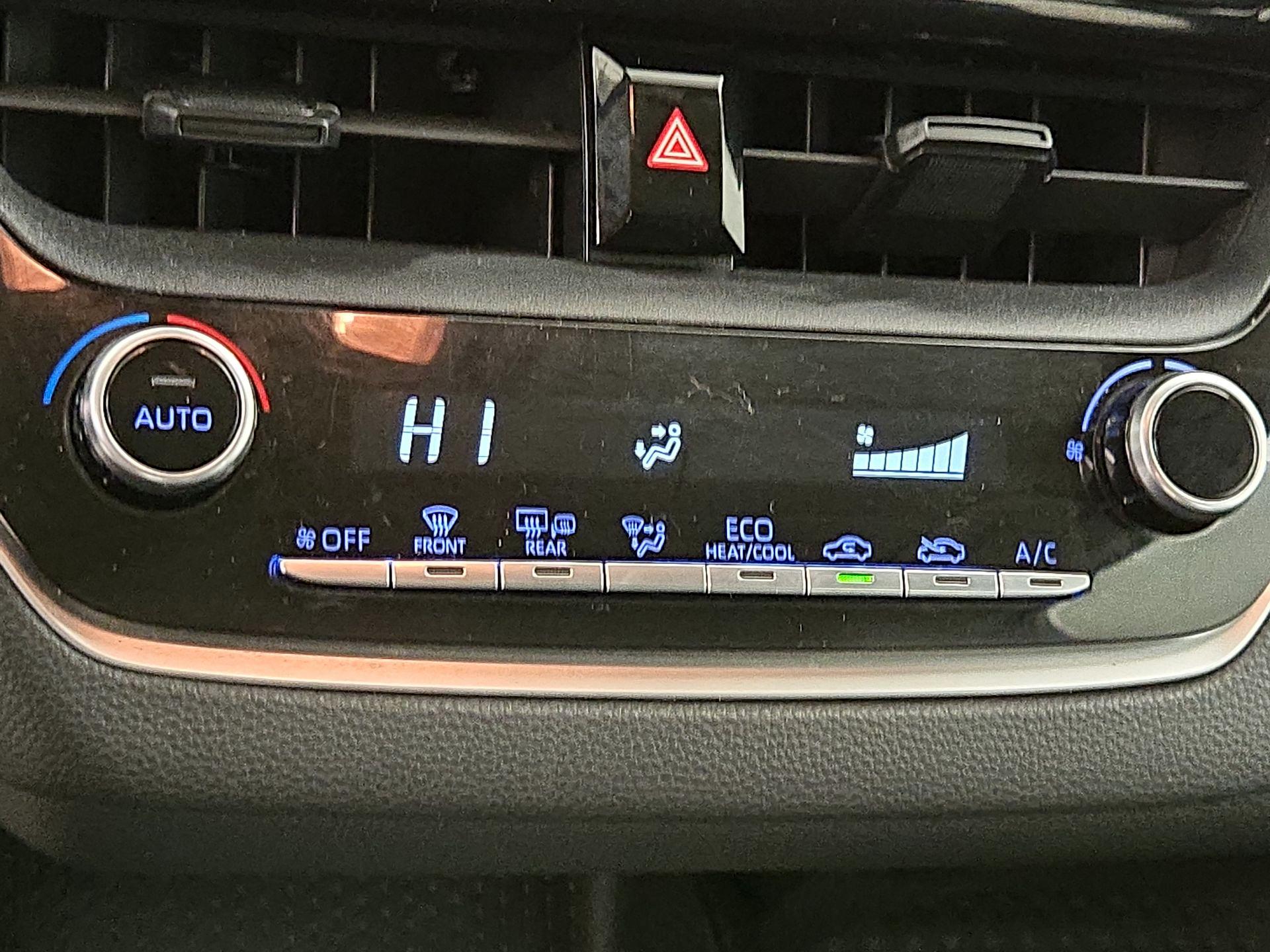 Thumbnail: 2020 Toyota Corolla - 16