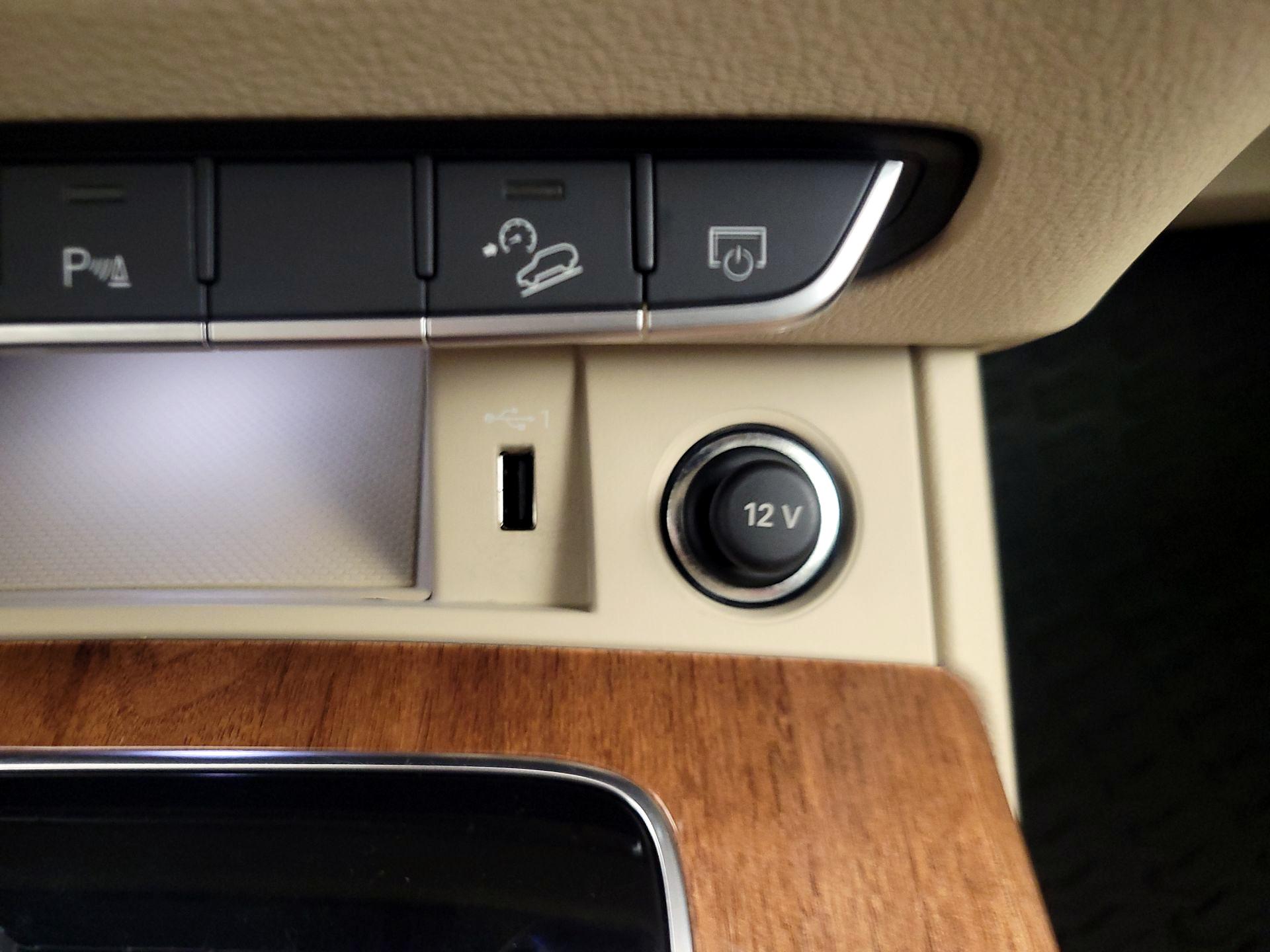 Thumbnail: 2023 Audi Q5 - 18