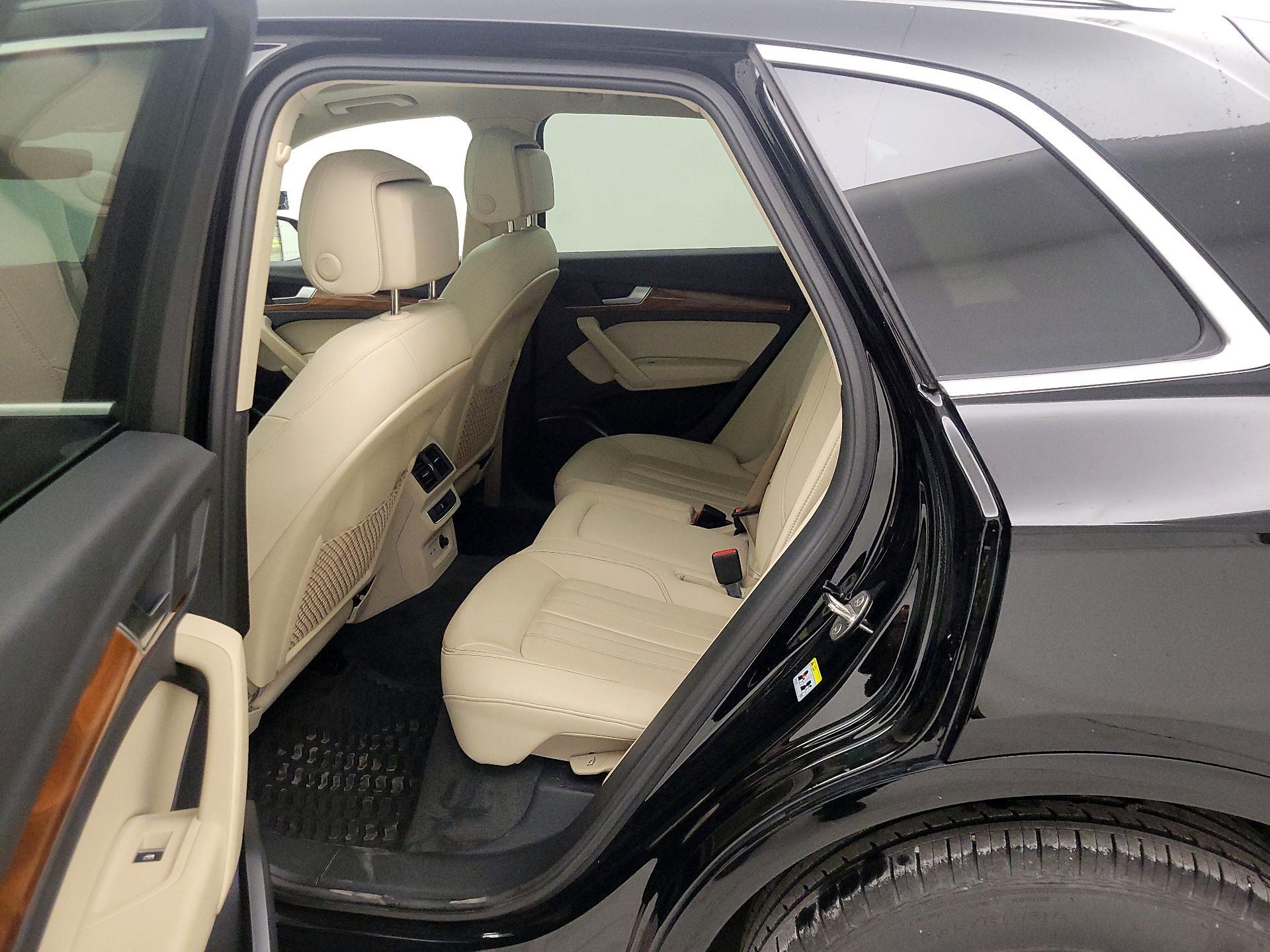 Thumbnail: 2023 Audi Q5 - 20