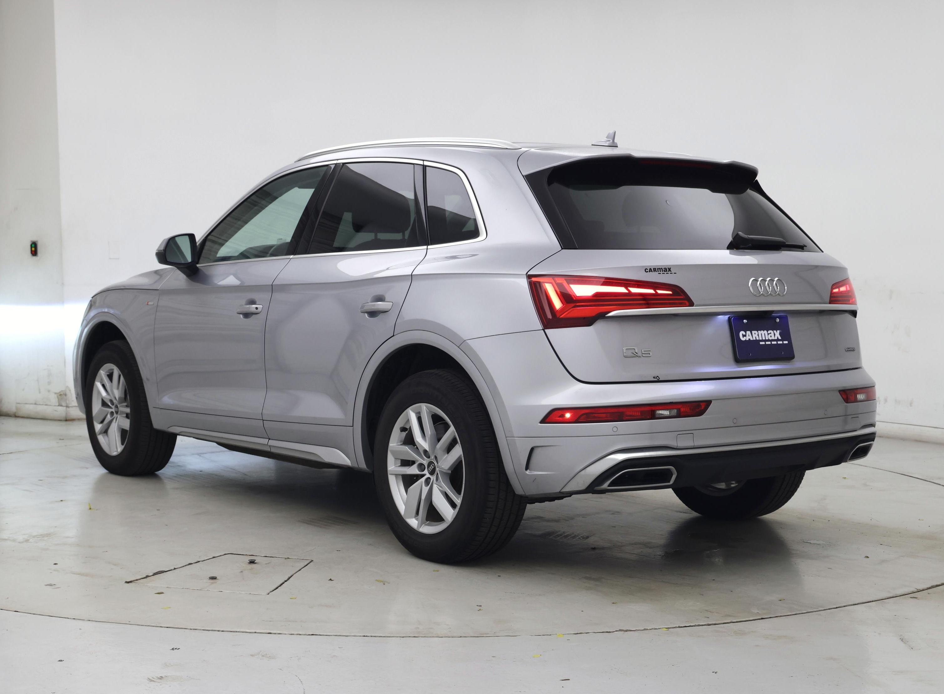 Thumbnail: 2023 Audi Q5 - 2