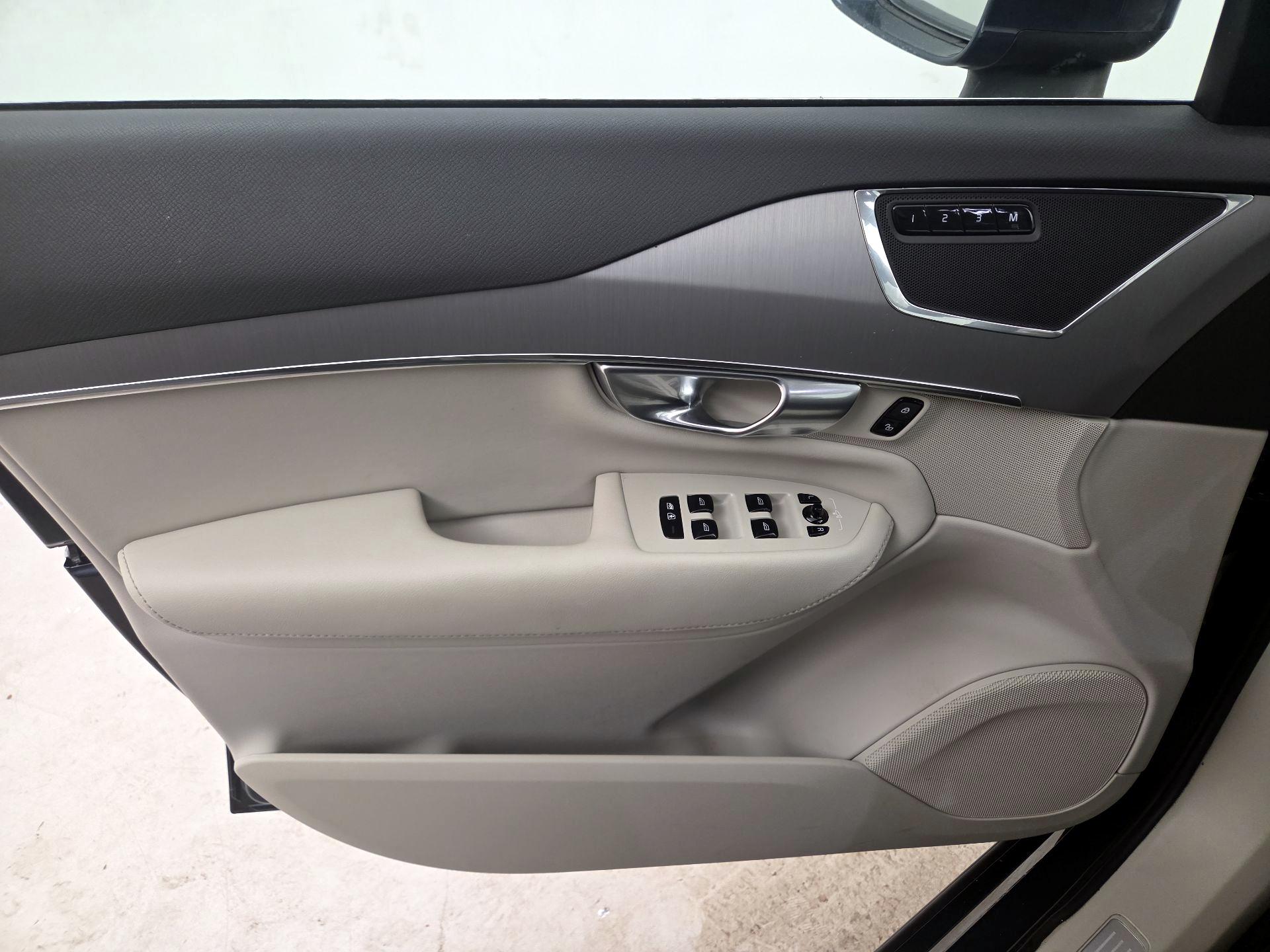 Thumbnail: 2024 Volvo XC90 - 12