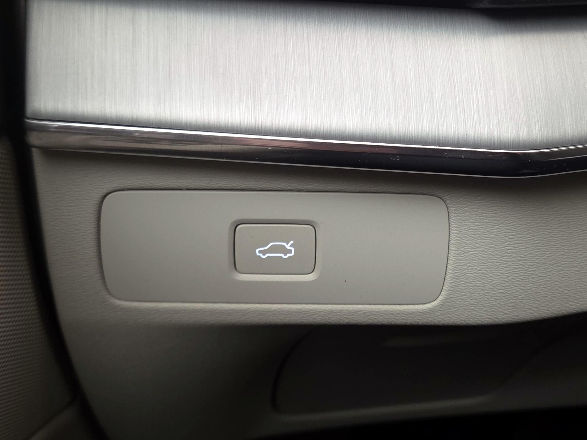 Thumbnail: 2024 Volvo XC90 - 13