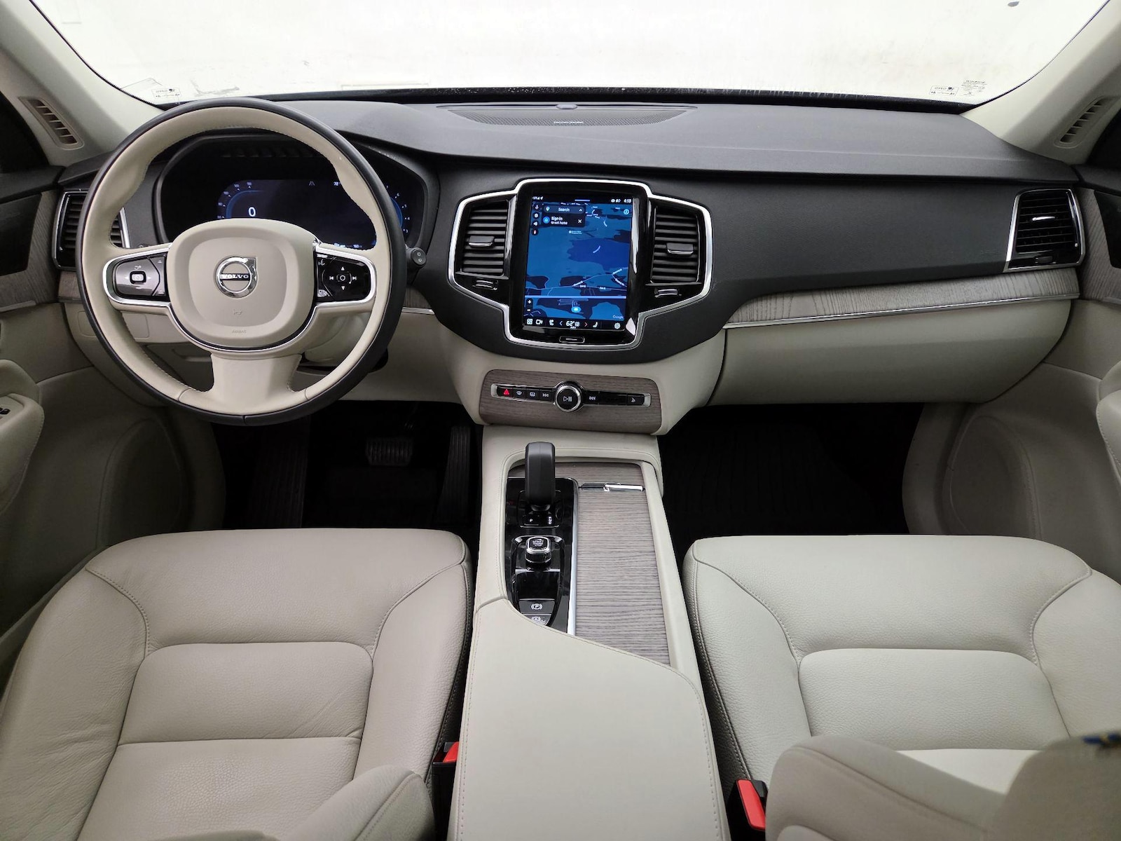 2023 Volvo XC90 Plus - Photo 10