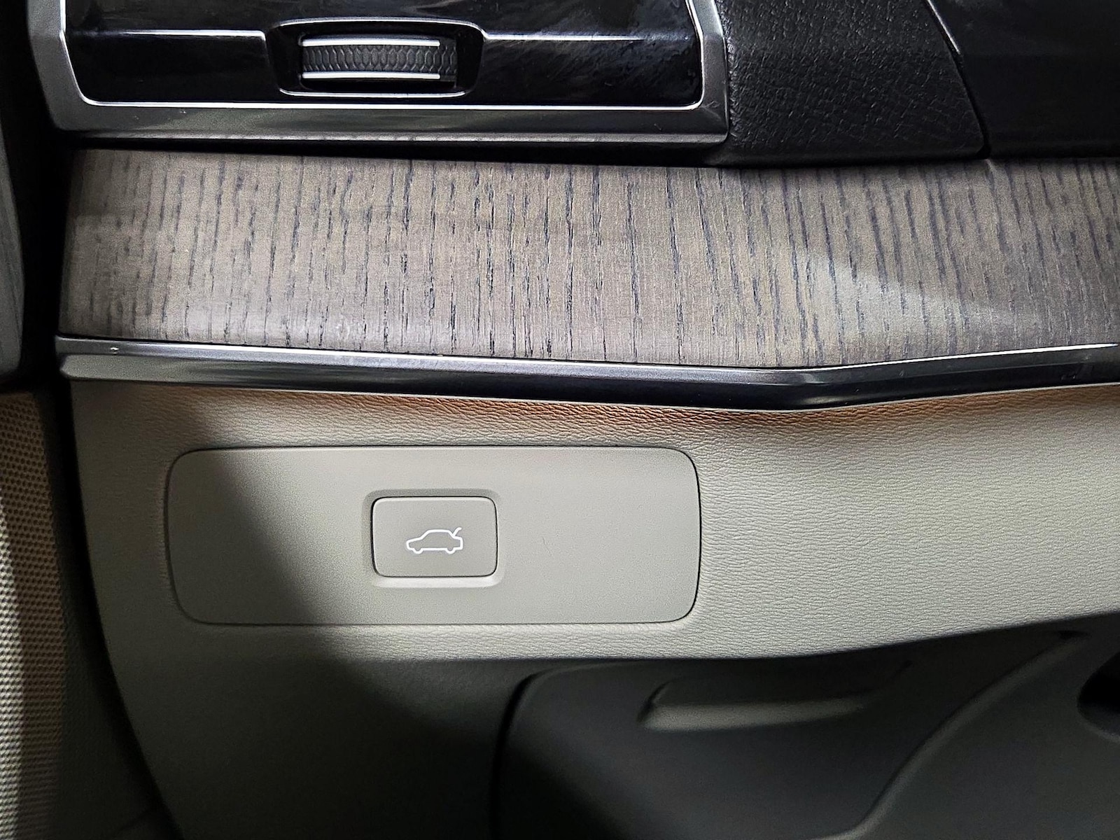 2023 Volvo XC90 Plus - Photo 14
