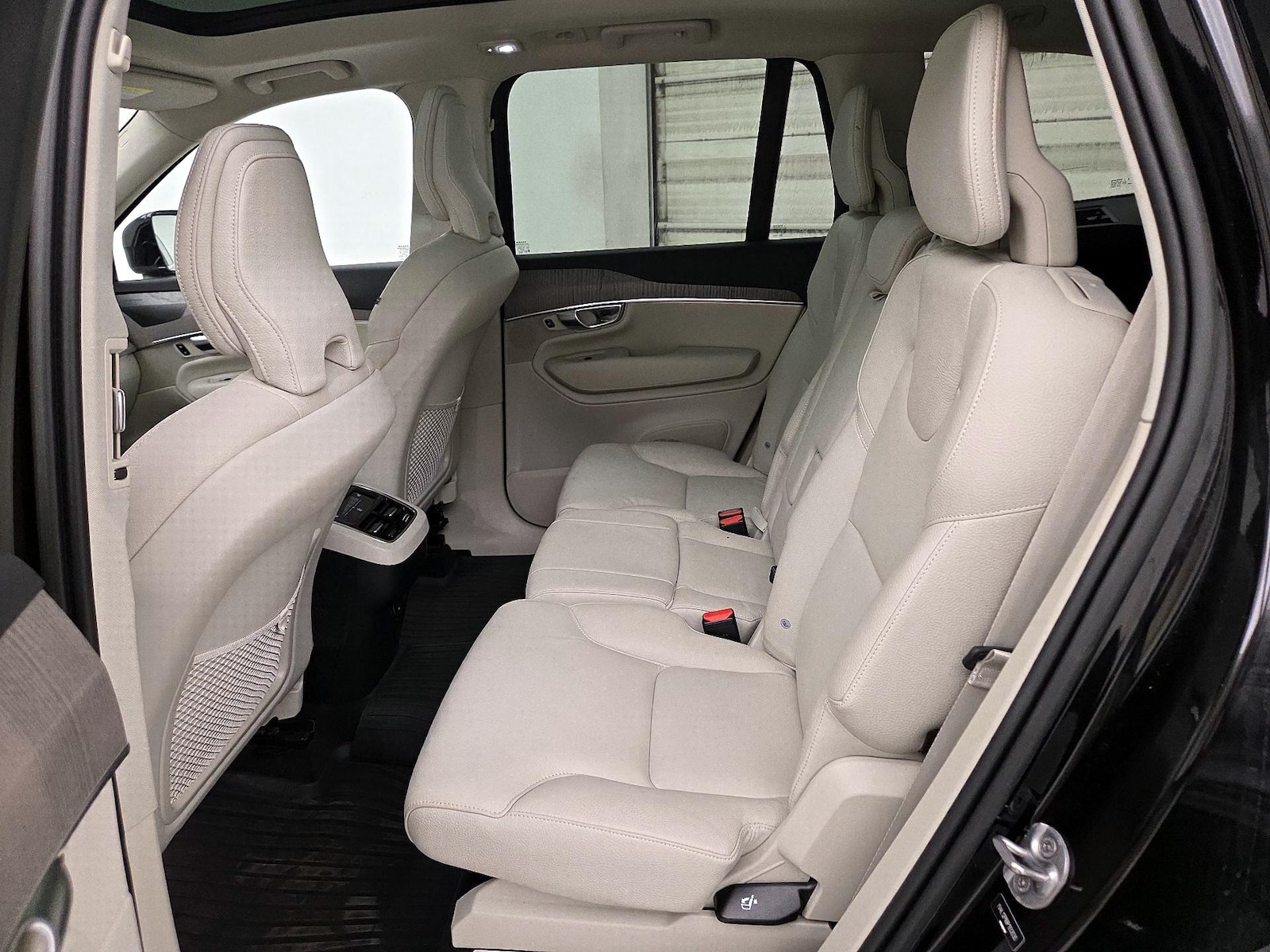 2023 Volvo XC90 Plus - Photo 22