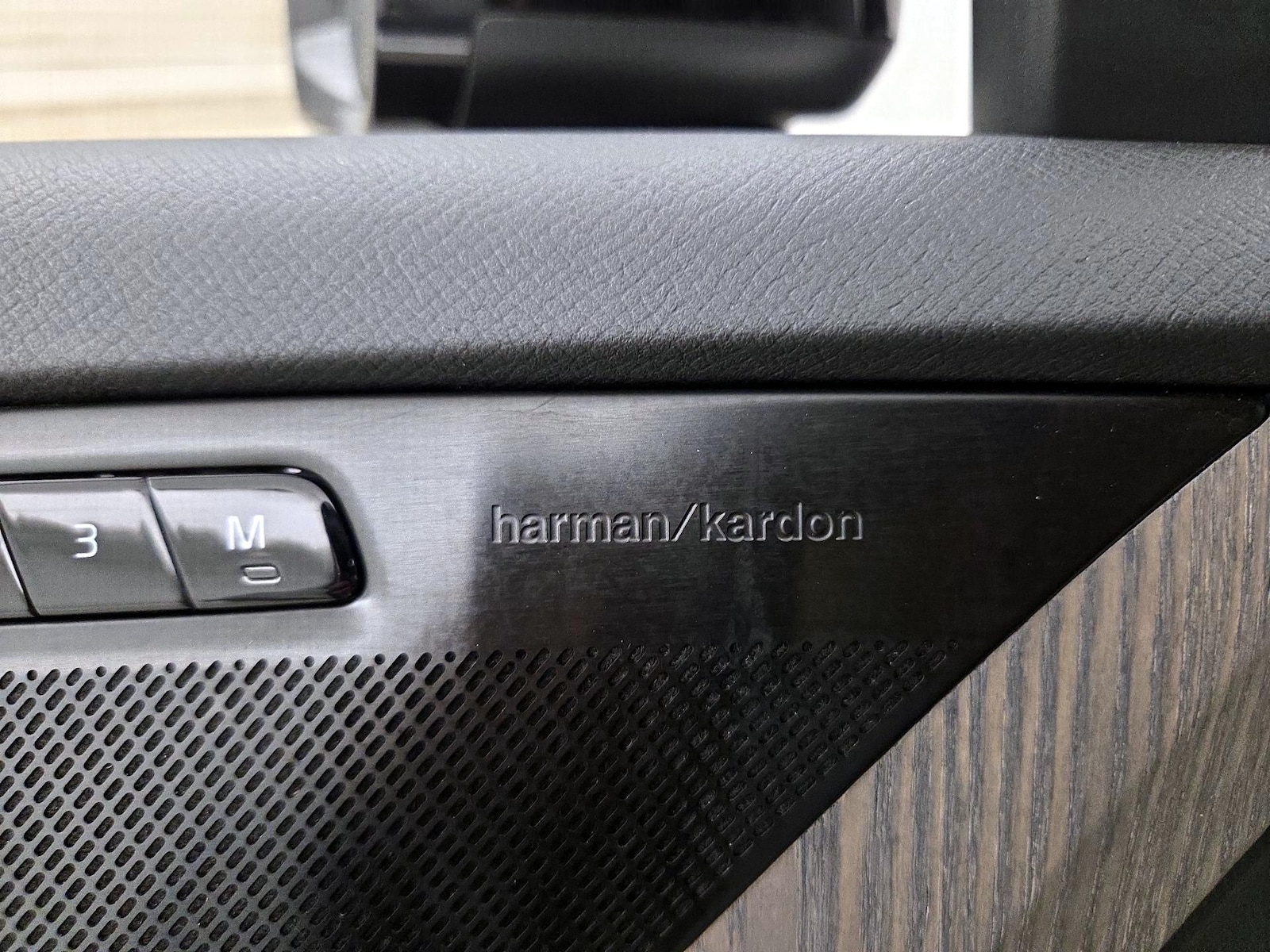 2023 Volvo XC90 Plus - Photo 26