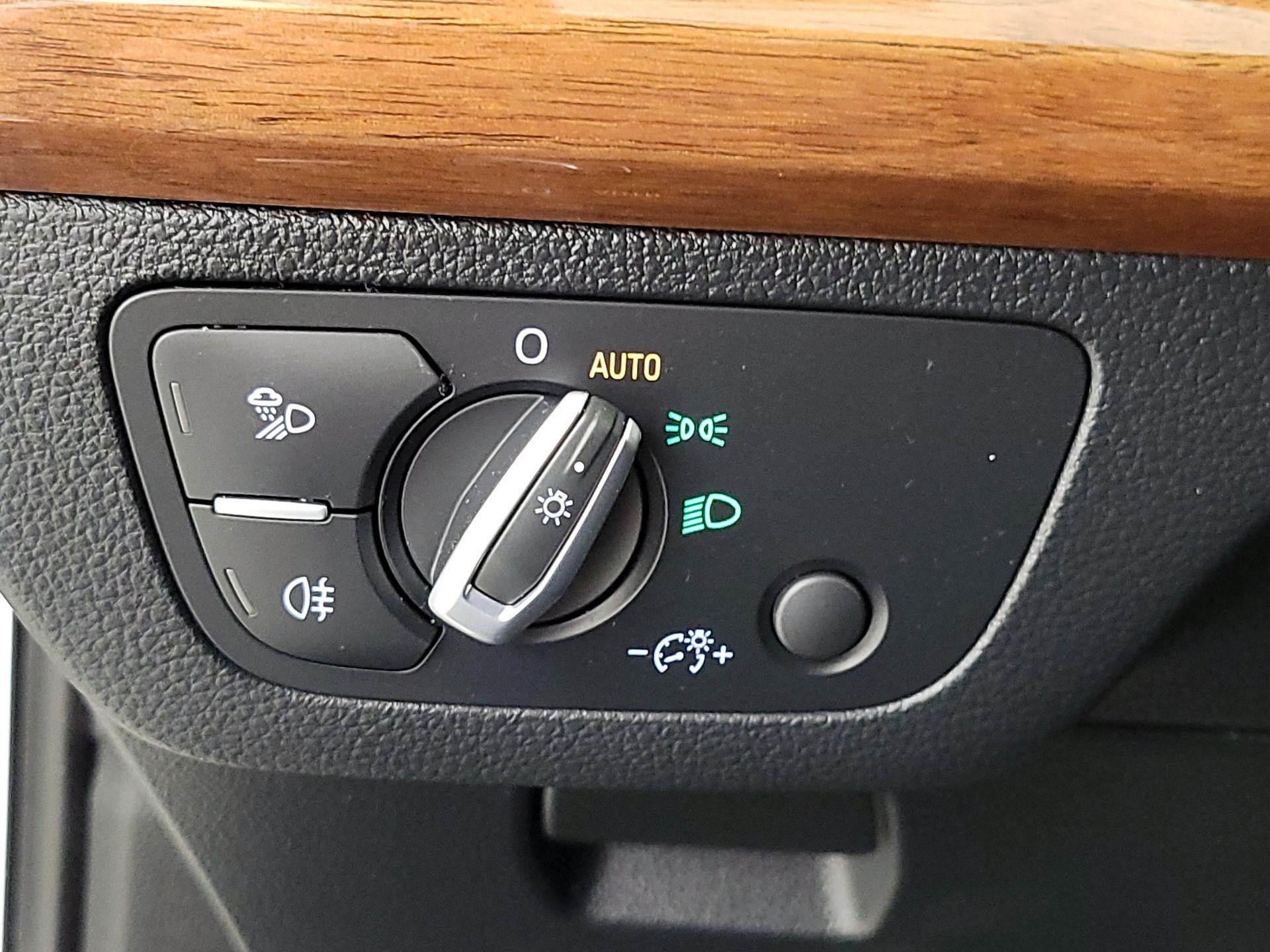 Thumbnail: 2023 Audi Q5 - 13