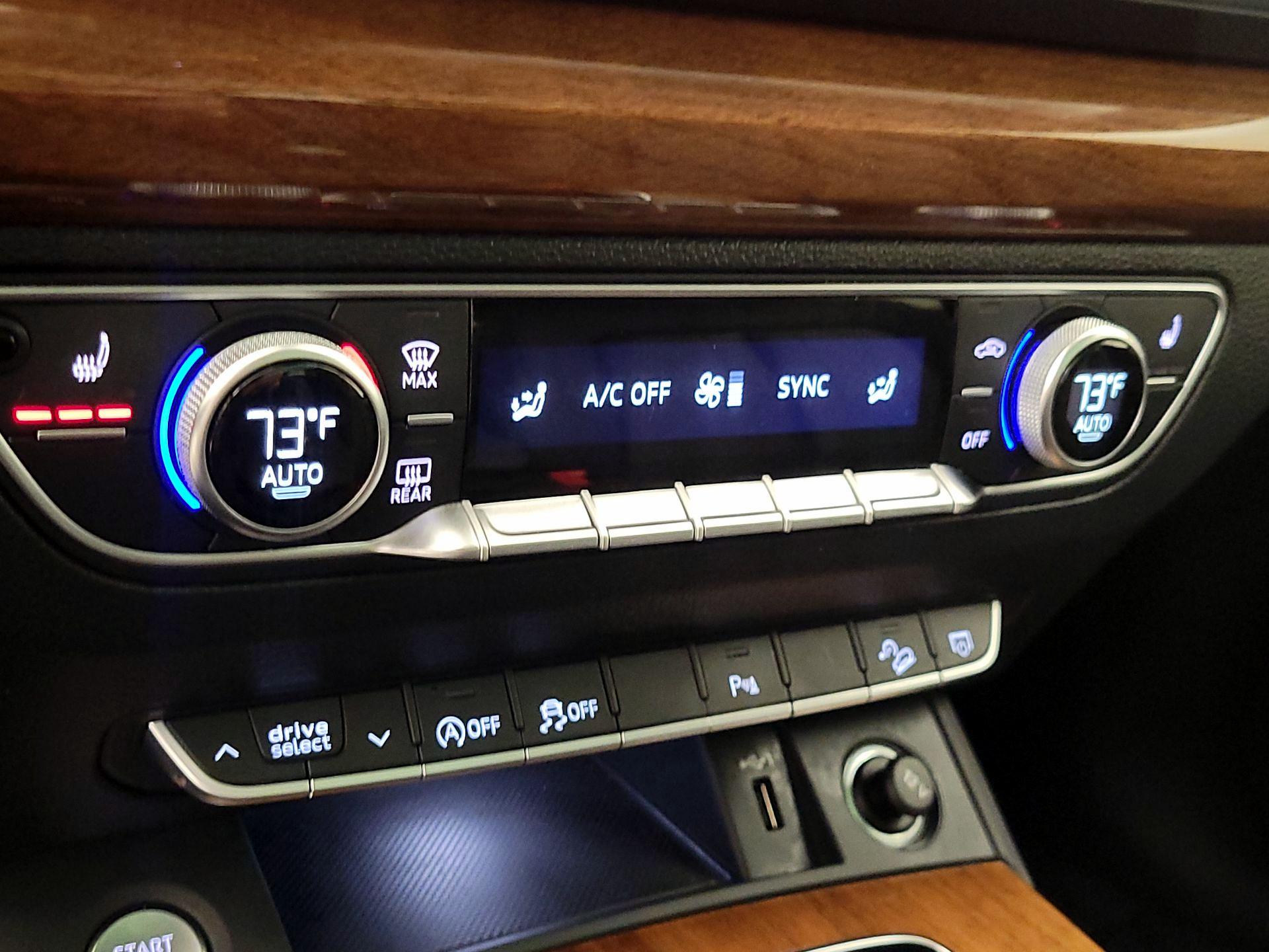 Thumbnail: 2023 Audi Q5 - 16