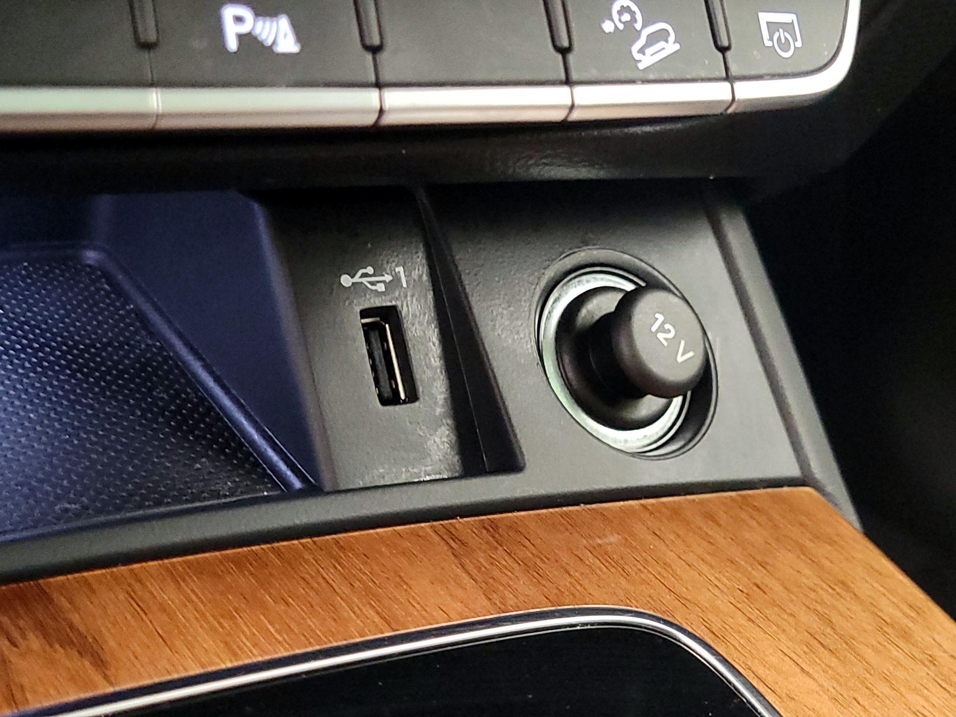 Thumbnail: 2023 Audi Q5 - 18