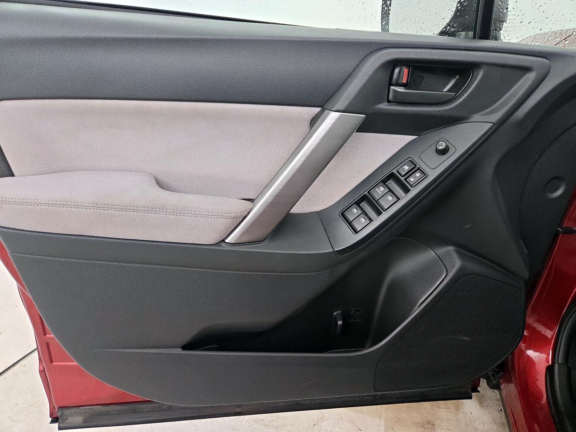 Thumbnail: 2014 Subaru Forester - 12