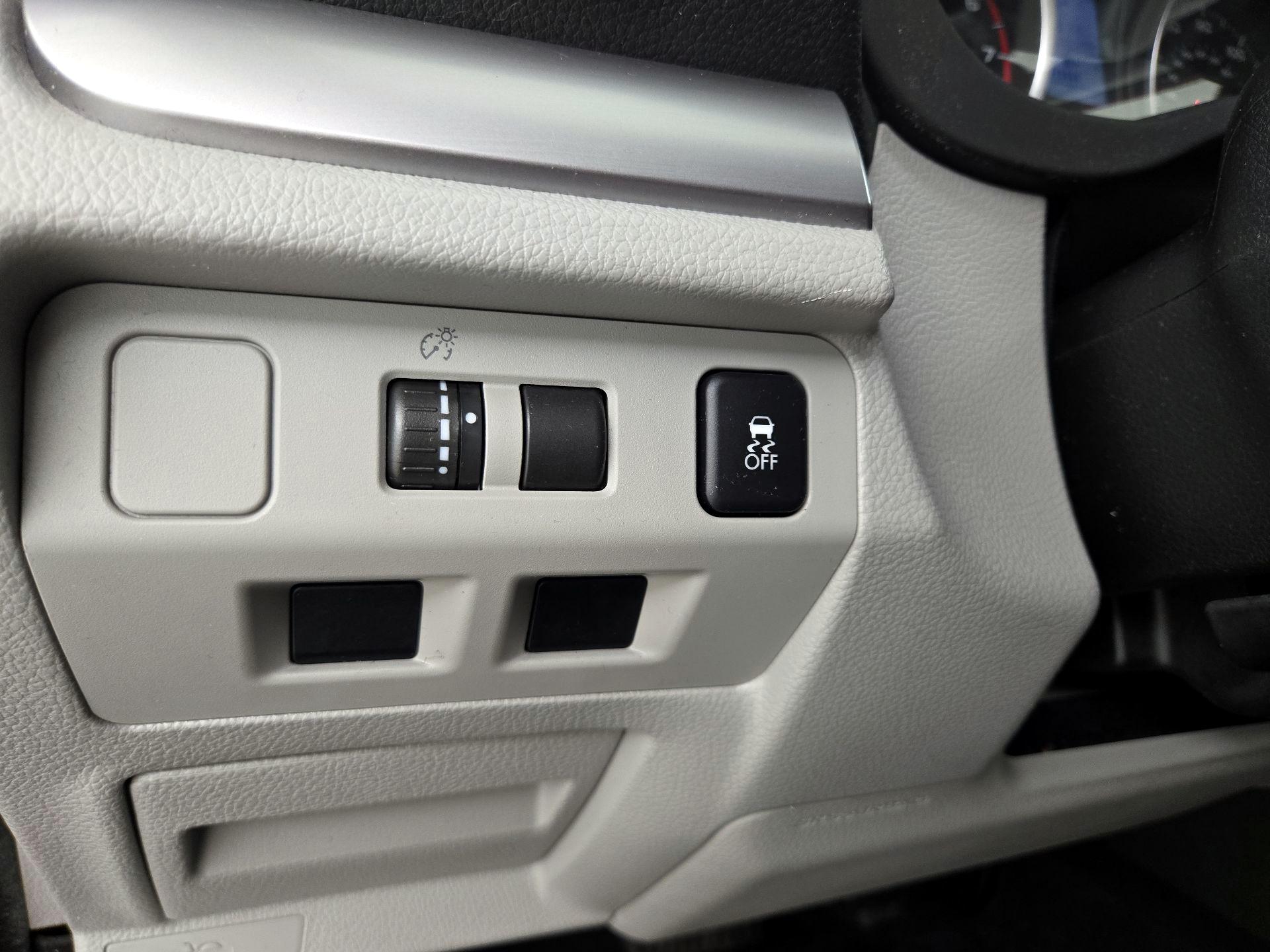 Thumbnail: 2014 Subaru Forester - 13