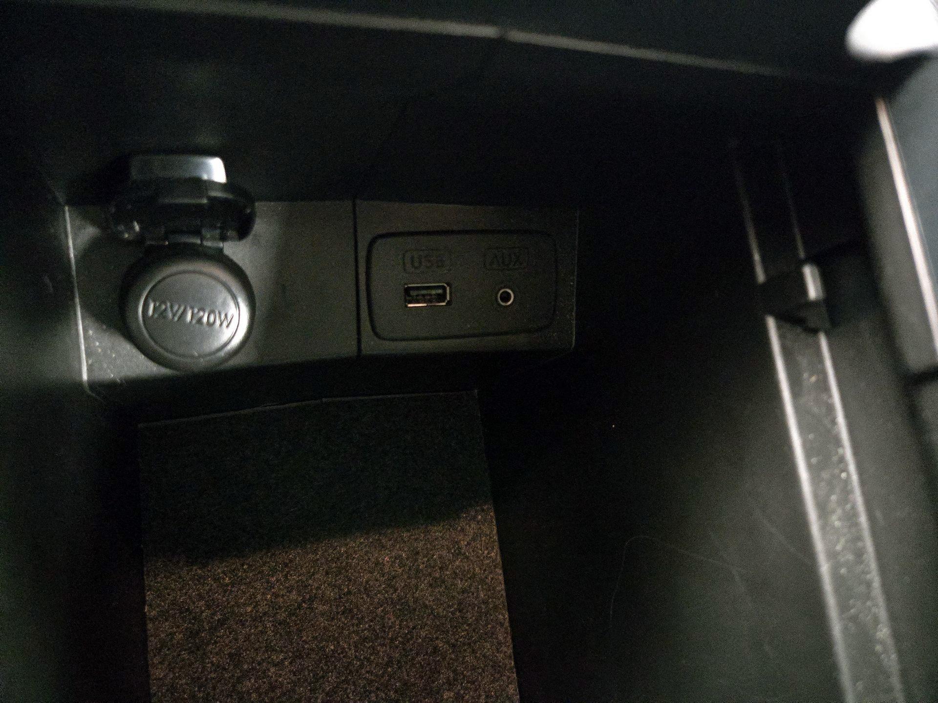 Thumbnail: 2014 Subaru Forester - 17