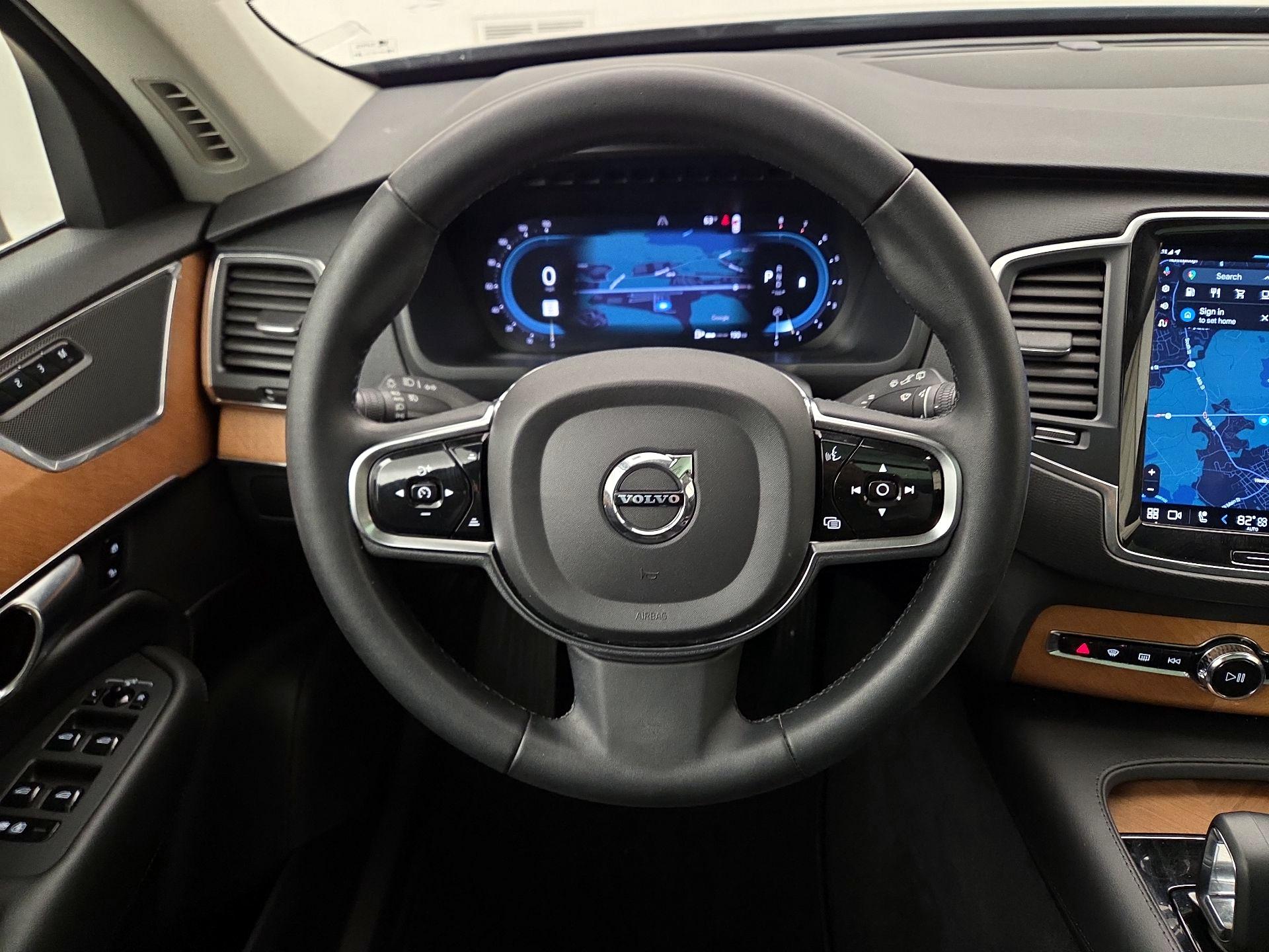 Thumbnail: 2023 Volvo XC90 - 10