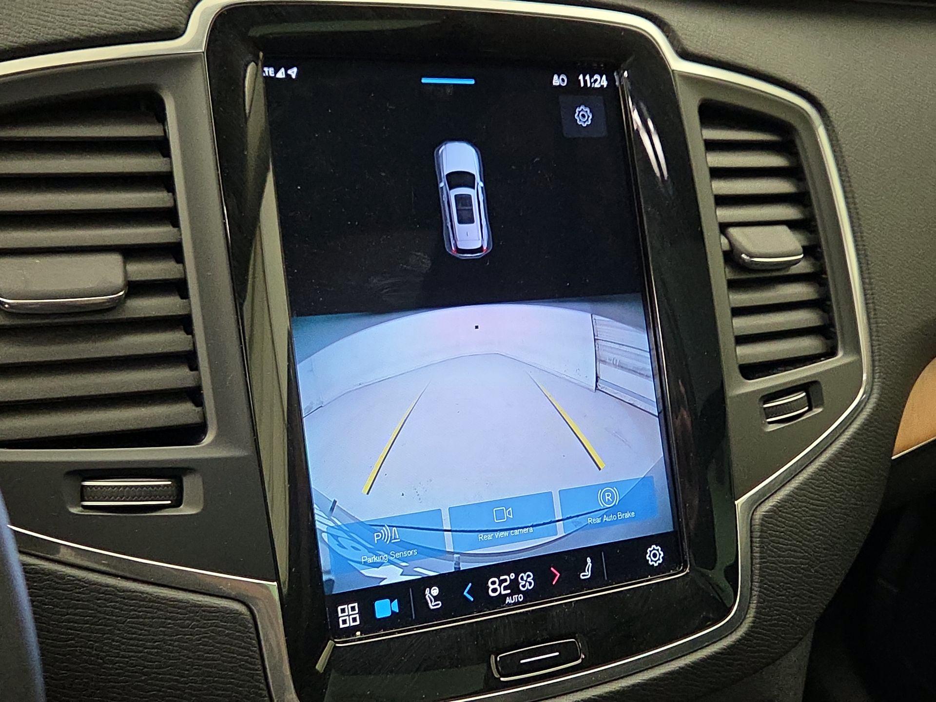 Thumbnail: 2023 Volvo XC90 - 14