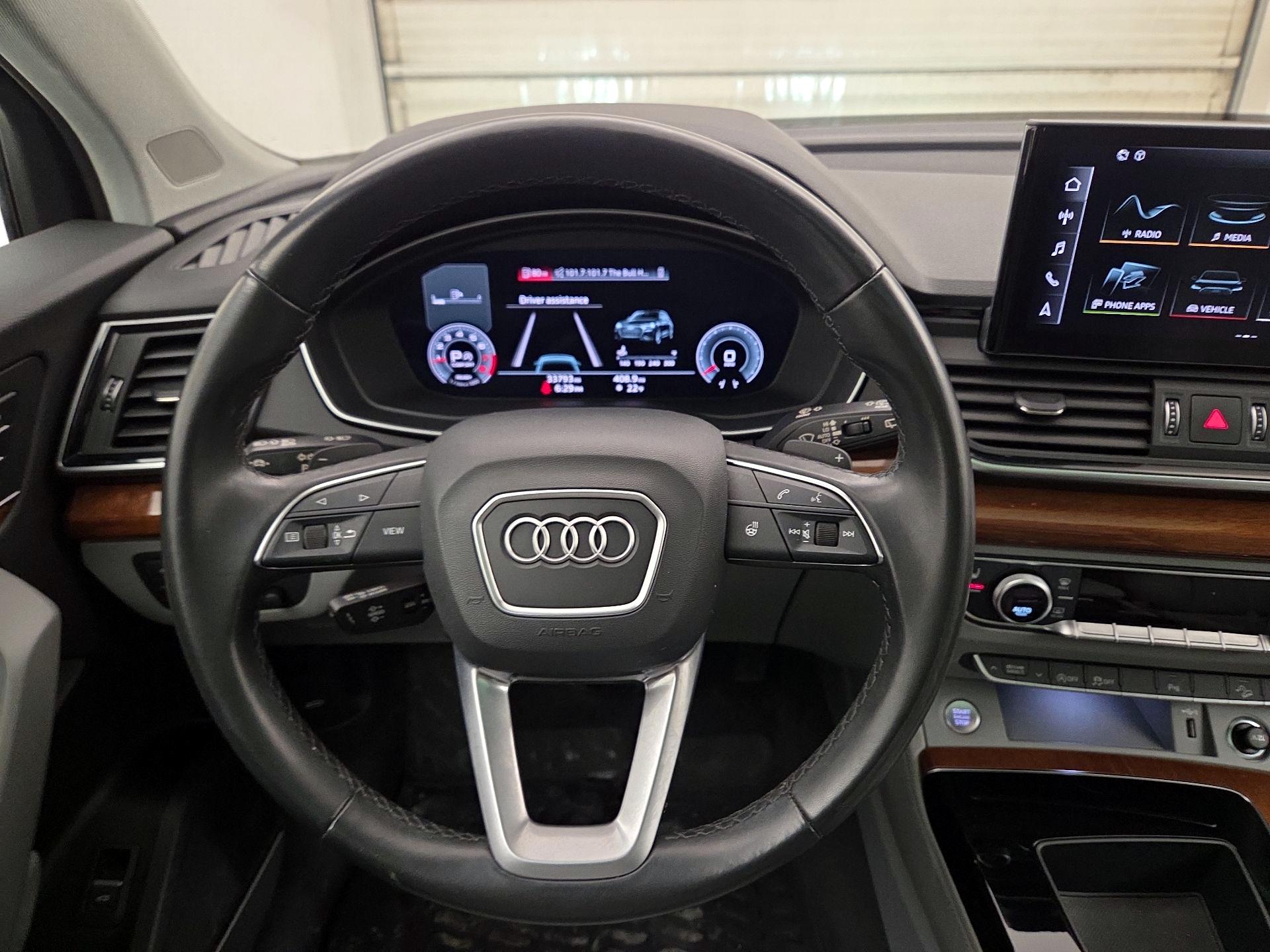 Thumbnail: 2022 Audi Q5 - 10