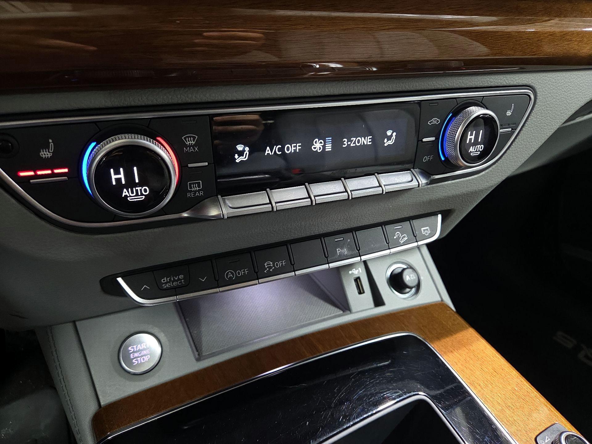 Thumbnail: 2022 Audi Q5 - 16