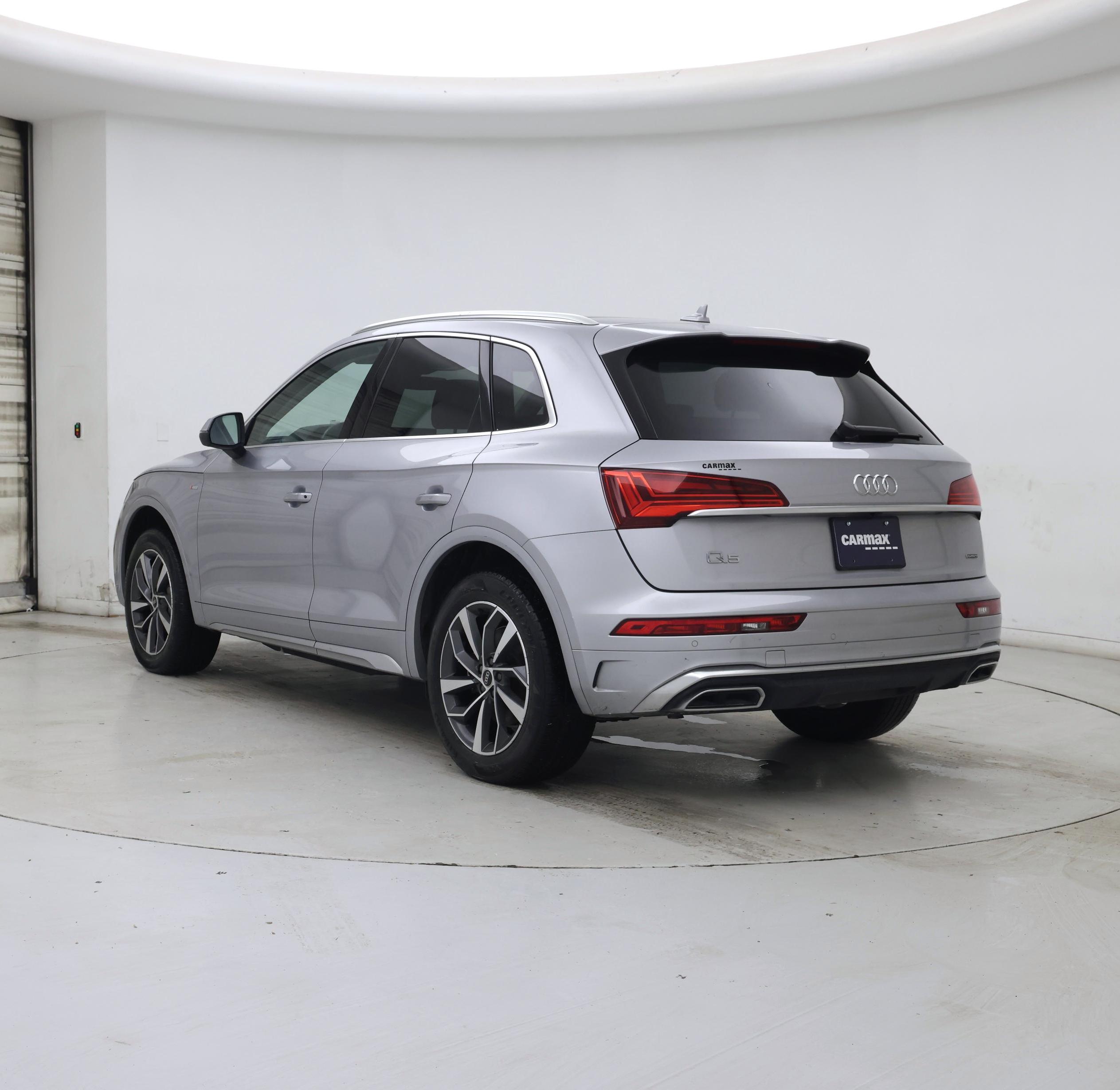 Thumbnail: 2022 Audi Q5 - 2