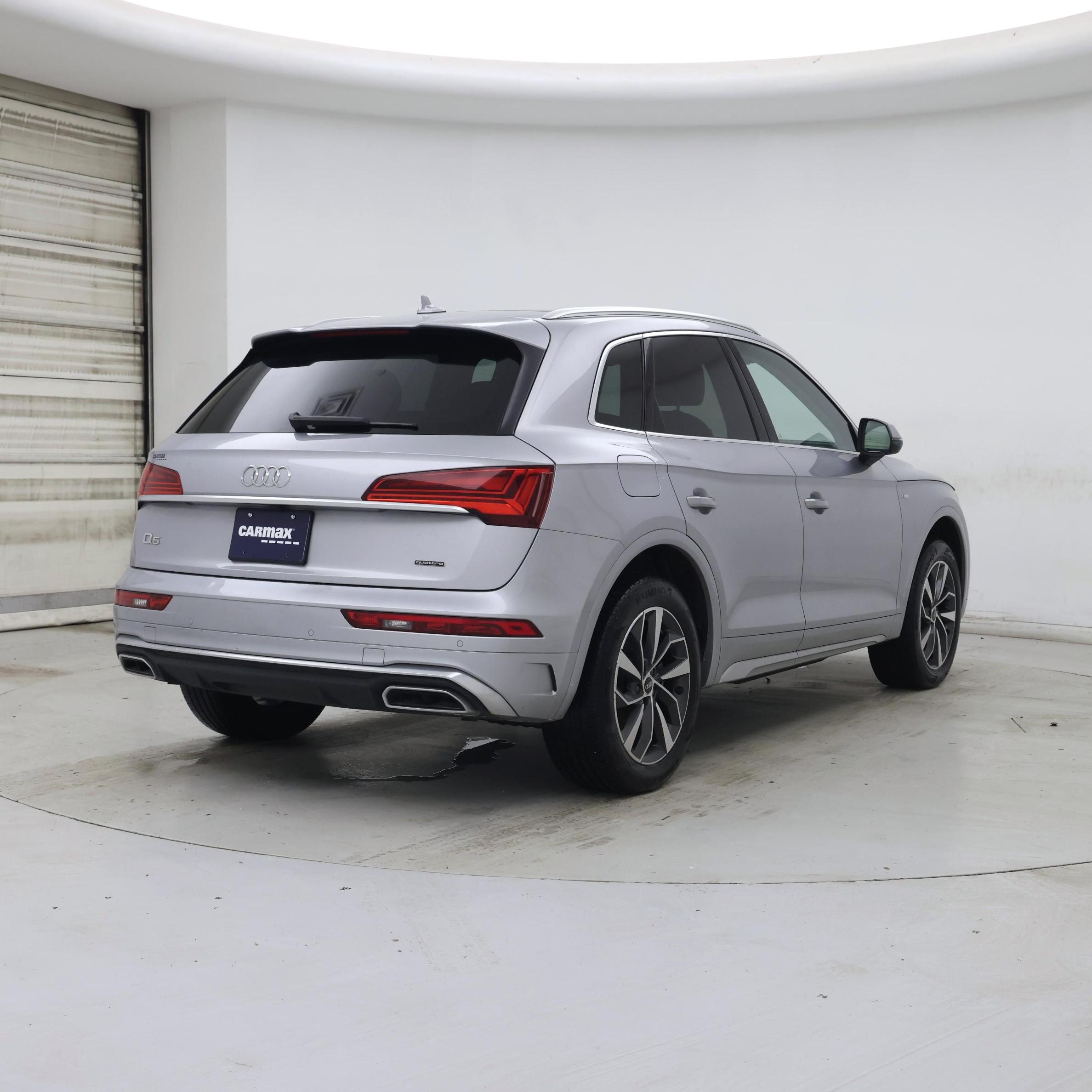 Thumbnail: 2022 Audi Q5 - 8