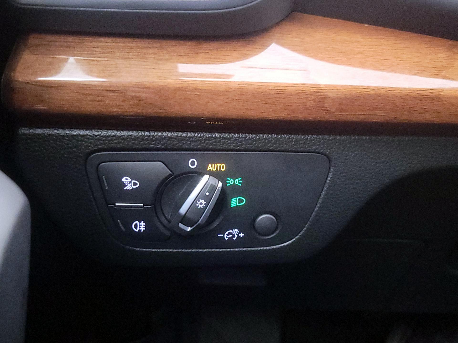 Thumbnail: 2022 Audi Q5 - 13