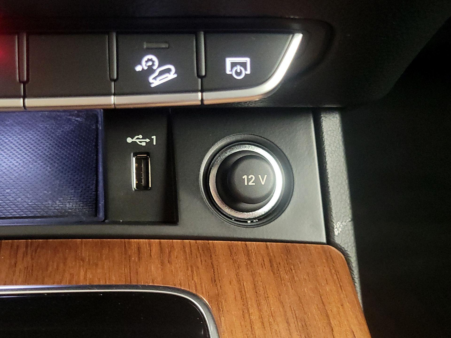 Thumbnail: 2022 Audi Q5 - 18