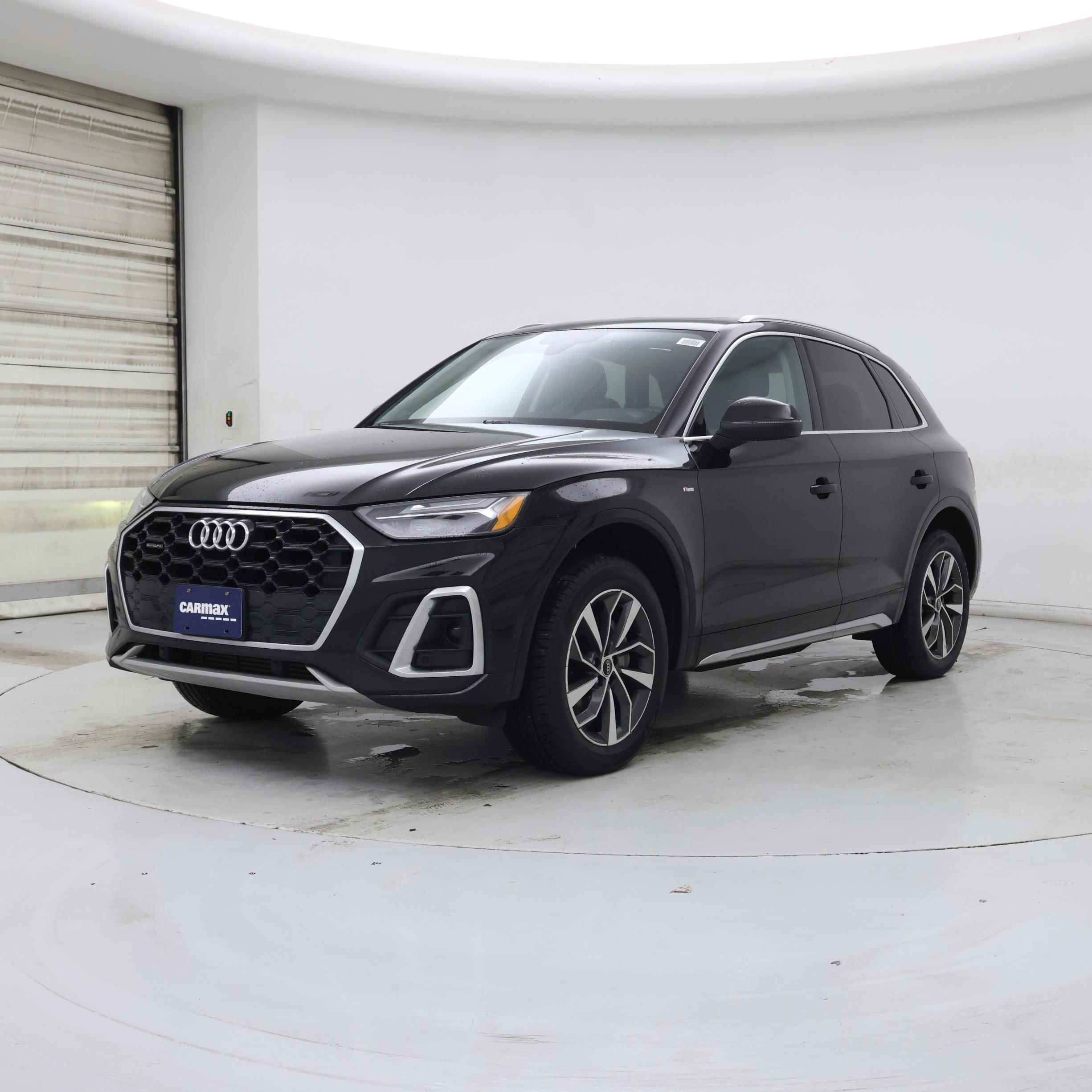 Thumbnail: 2022 Audi Q5 - 4