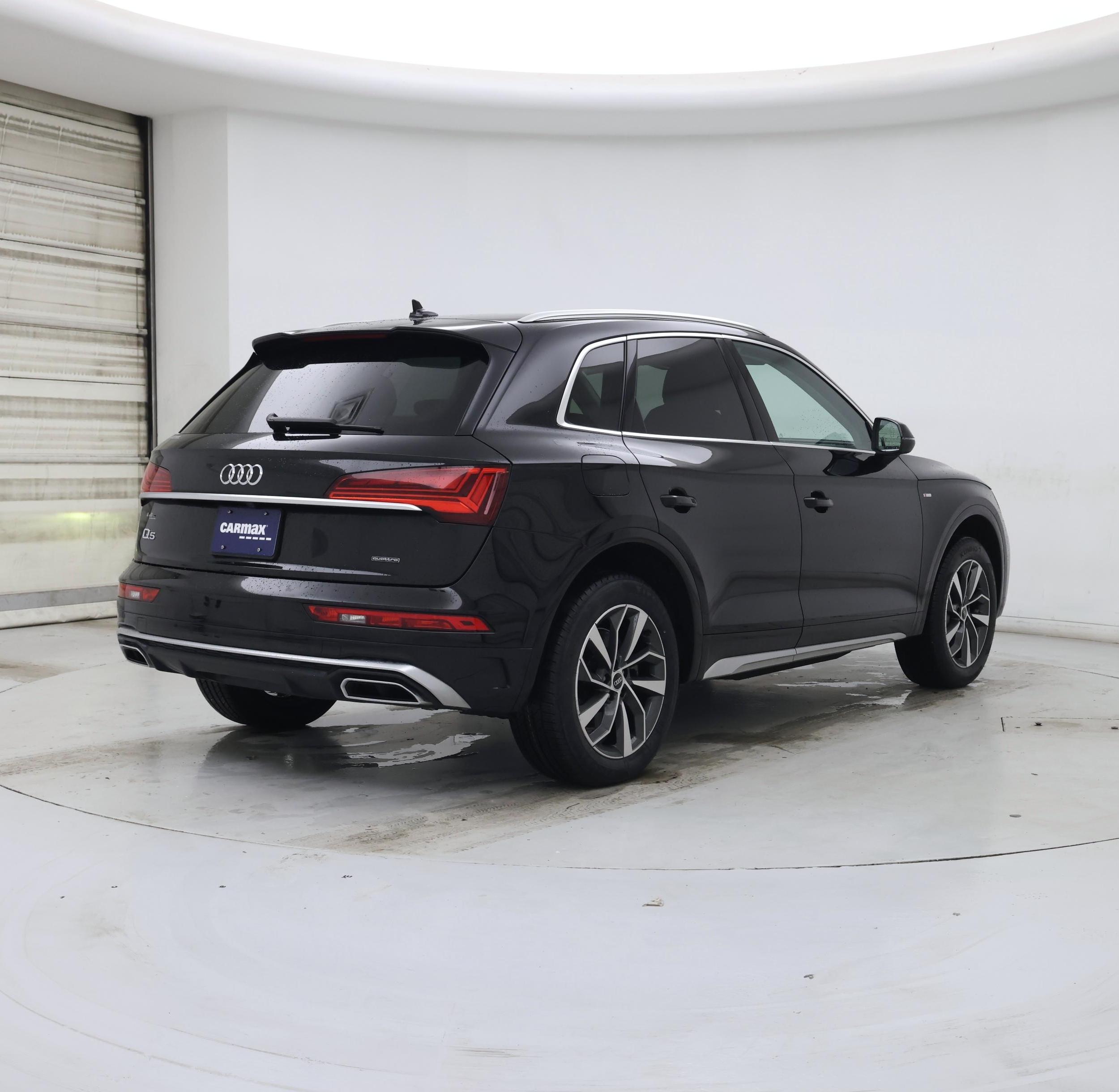 Thumbnail: 2022 Audi Q5 - 8