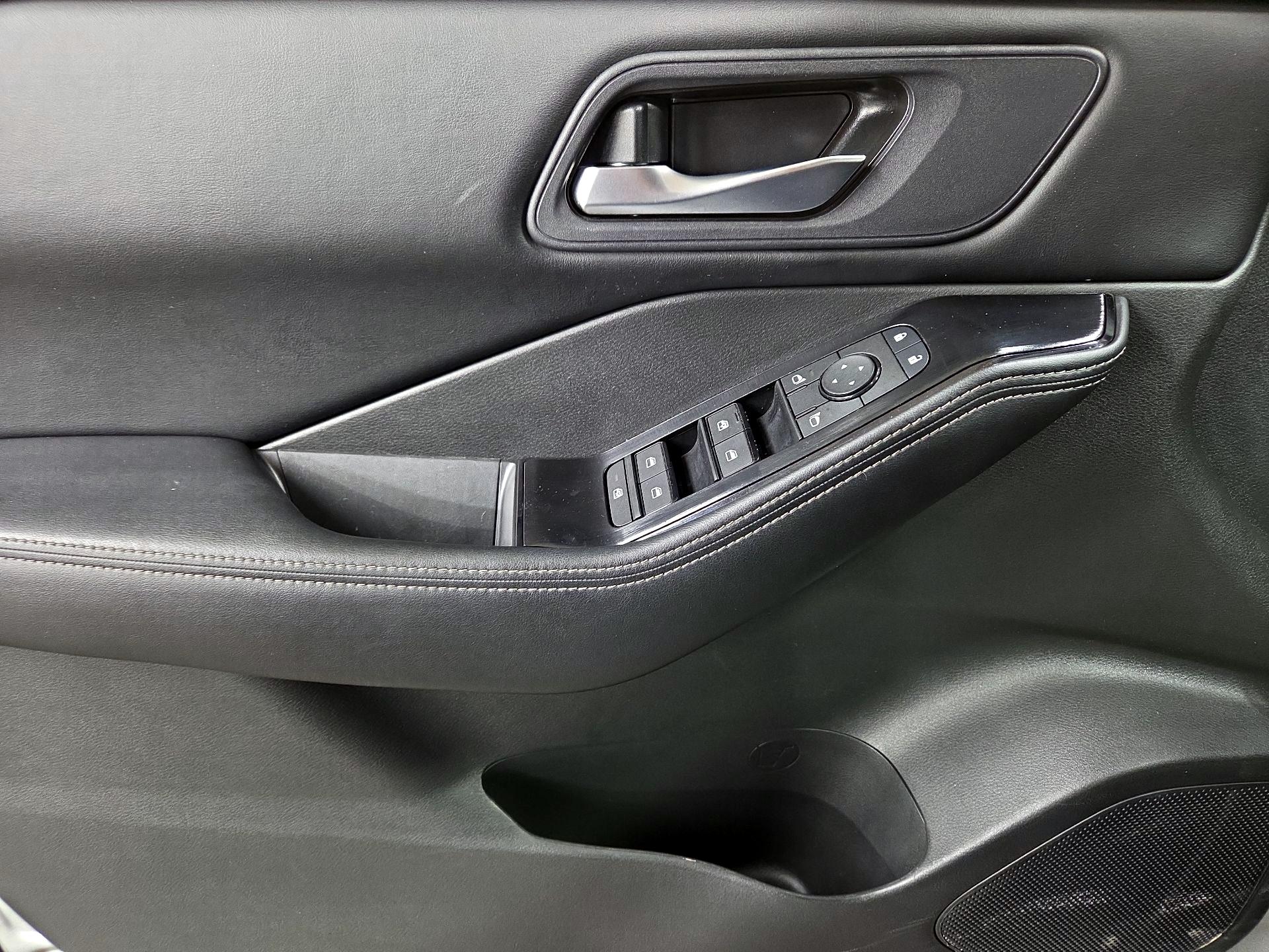 Thumbnail: 2024 Nissan Rogue - 12