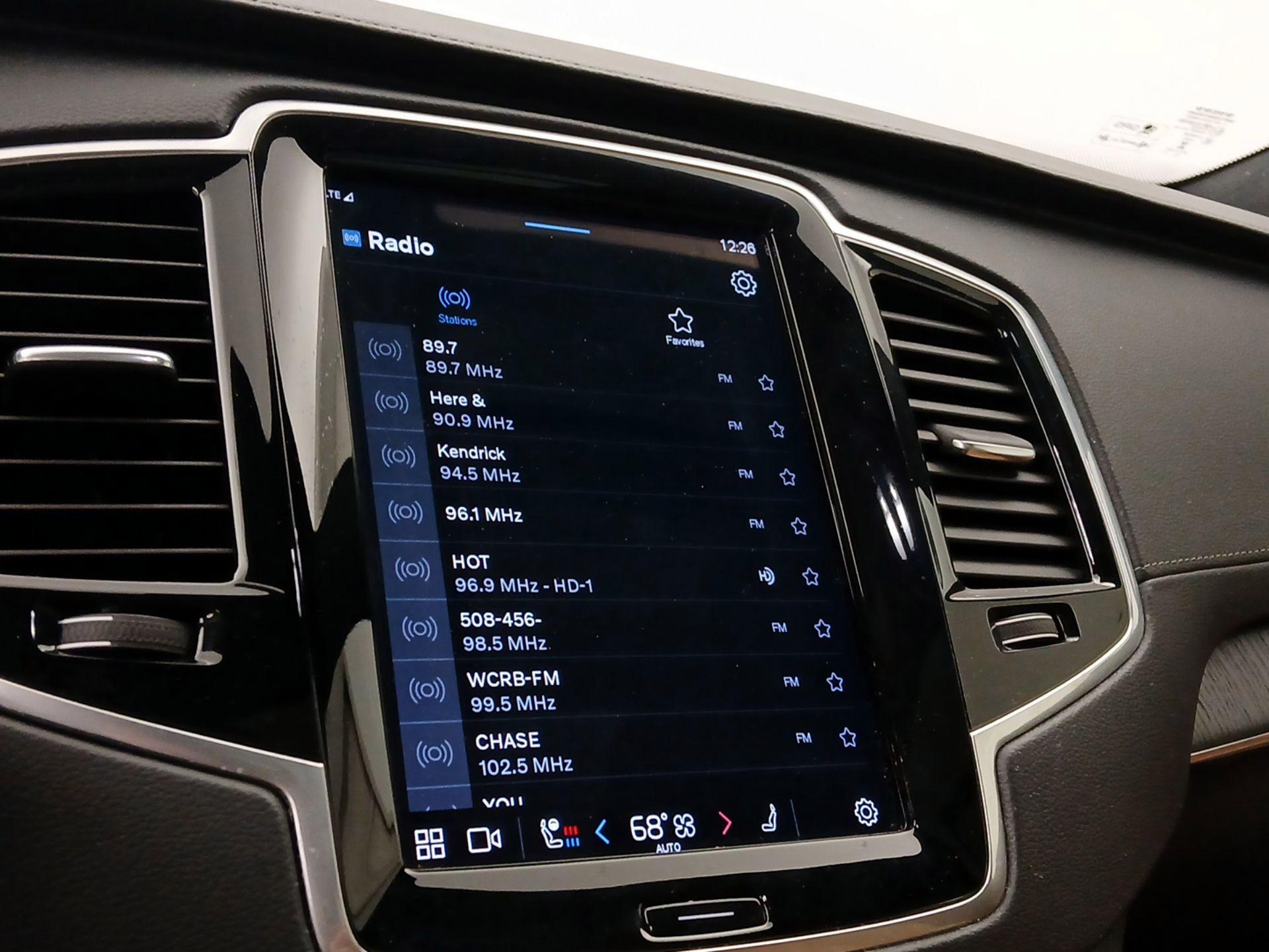 Thumbnail: 2023 Volvo XC90 - 15