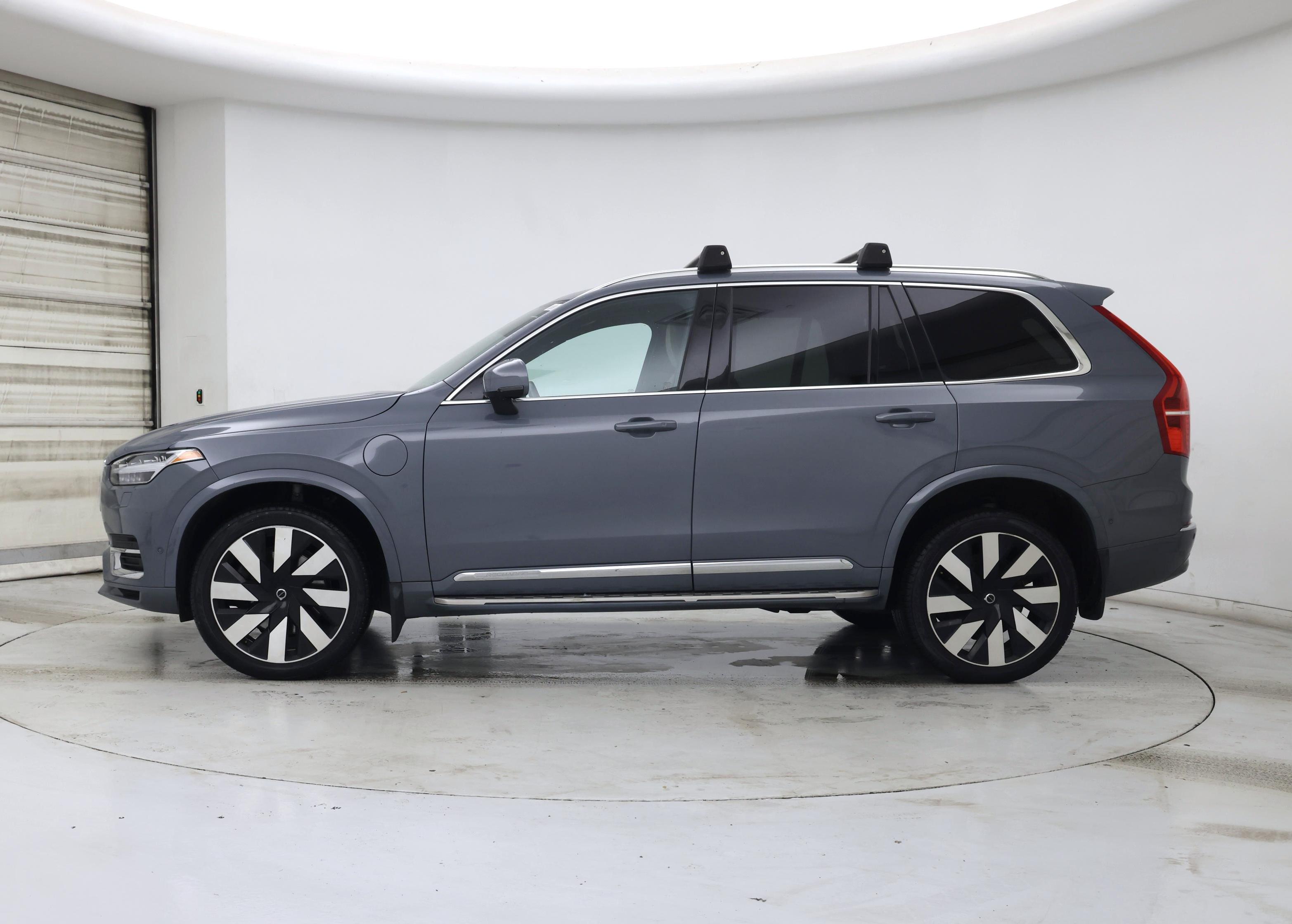 Thumbnail: 2023 Volvo XC90 - 3