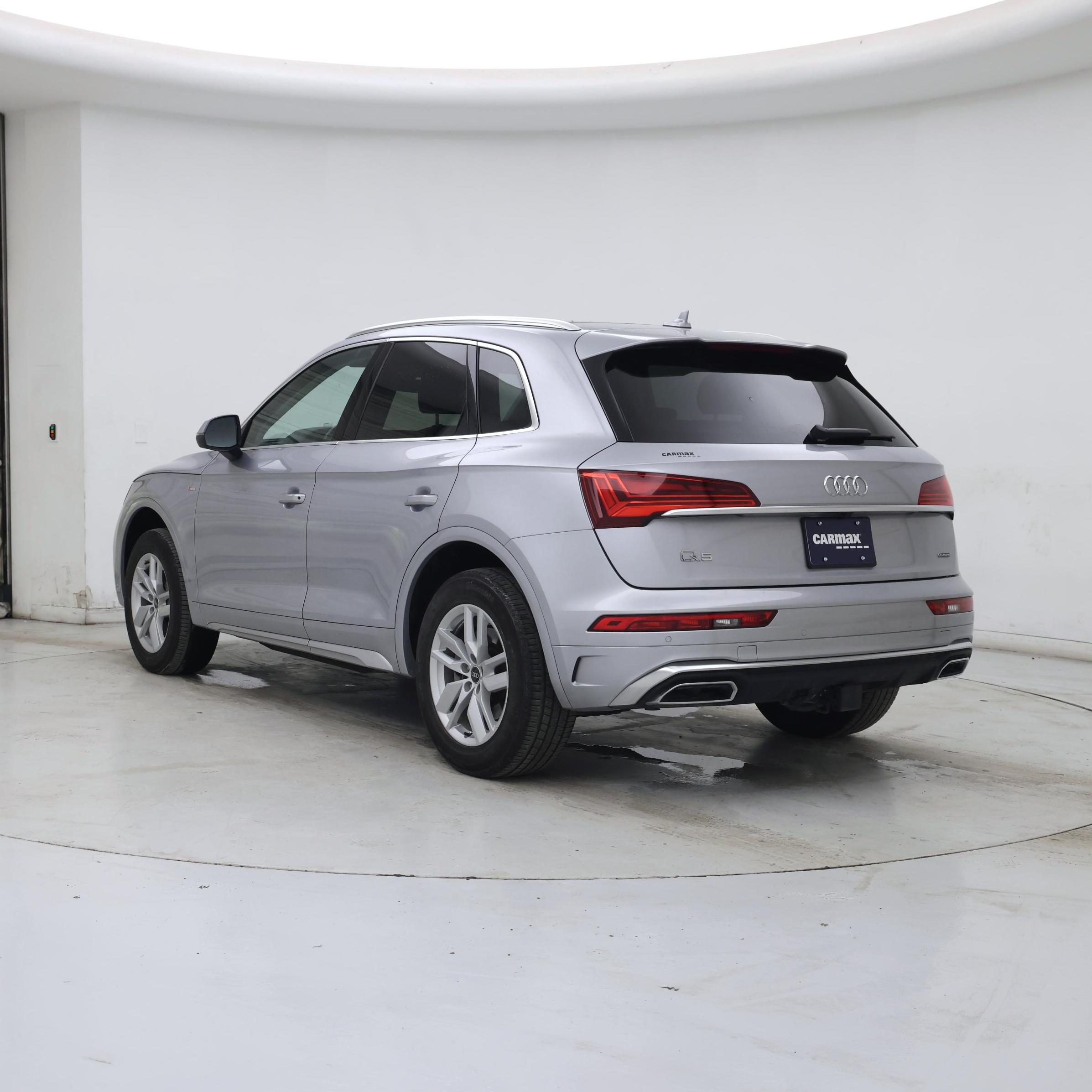 Thumbnail: 2023 Audi Q5 - 2