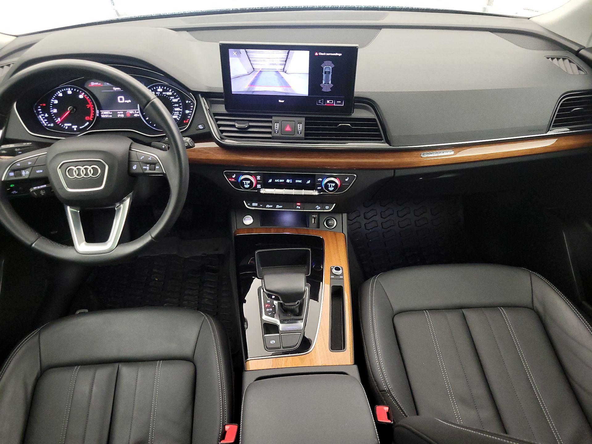 Thumbnail: 2023 Audi Q5 - 9