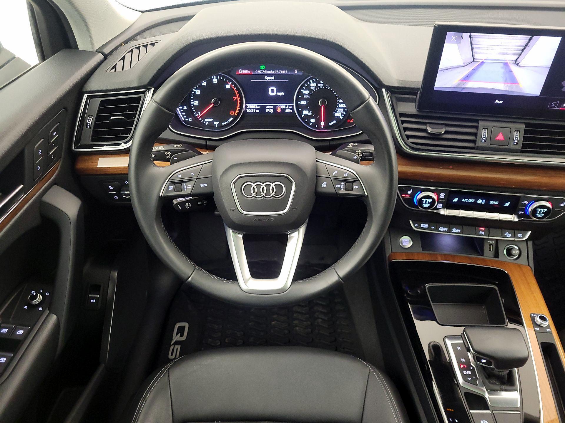 Thumbnail: 2023 Audi Q5 - 10