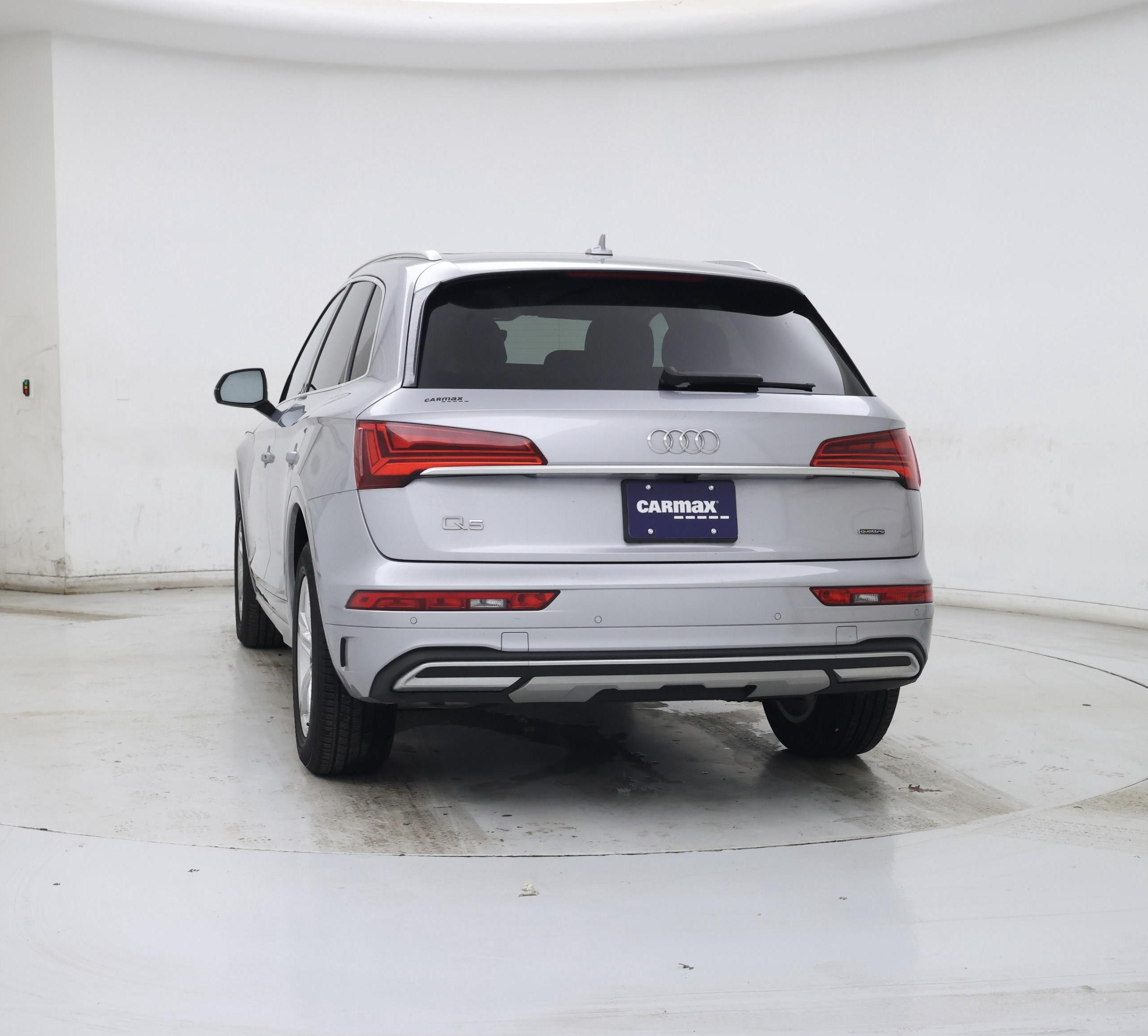 Thumbnail: 2023 Audi Q5 - 6